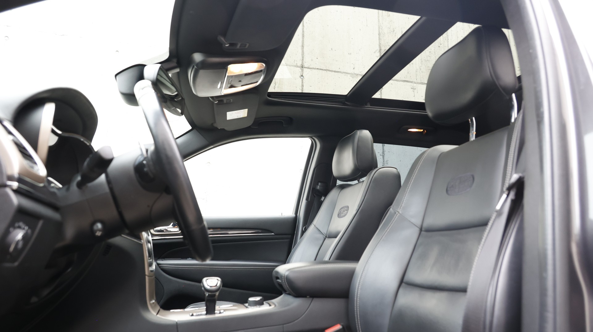 JEEP Grand Cherokee 3.6 V6 Overland Automatic-image-12