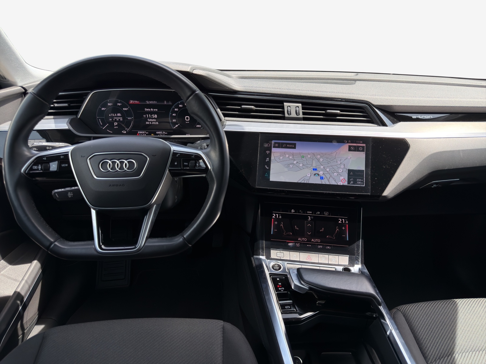 AUDI e-tron 50 Sportback S Line quattro-image-9