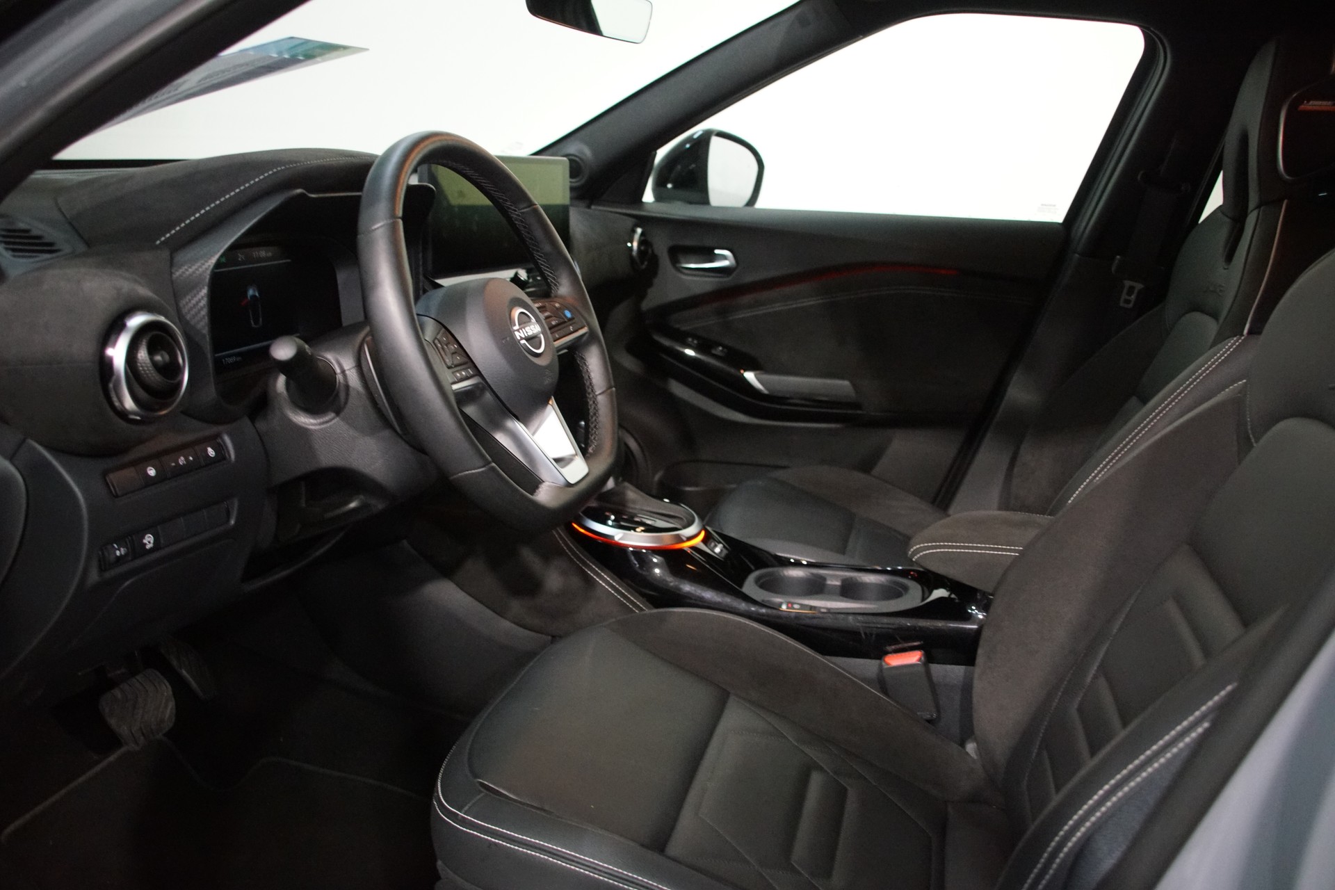 NISSAN Juke 1.0 DIG-T *N-Design* DCT Facelift-image-10