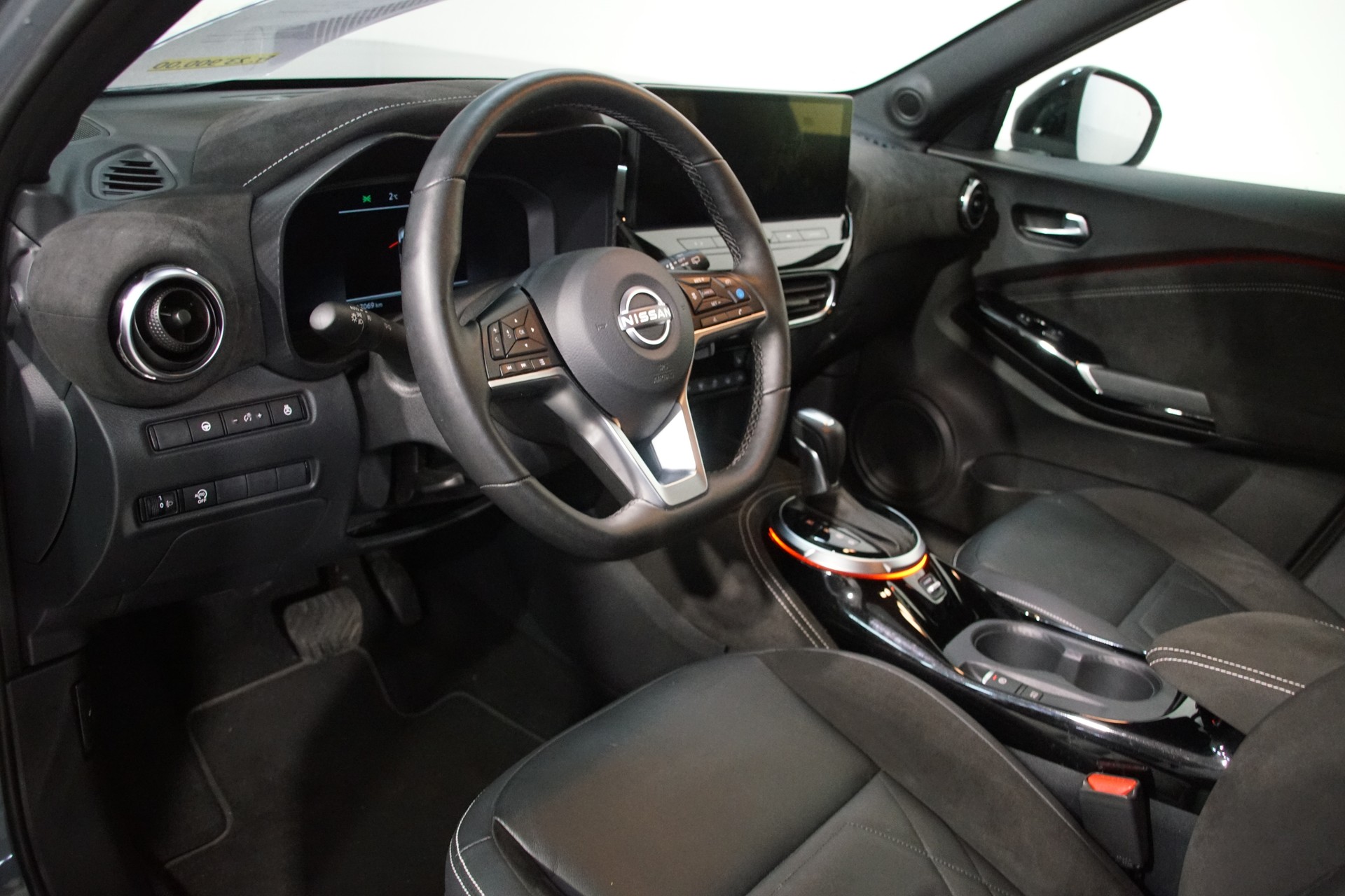 NISSAN Juke 1.0 DIG-T *N-Design* DCT Facelift-image-9