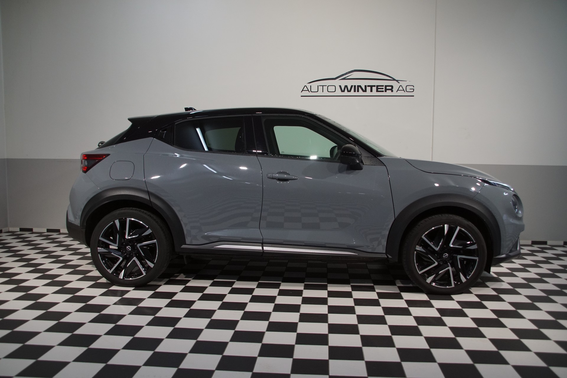 NISSAN Juke 1.0 DIG-T *N-Design* DCT Facelift-image-4