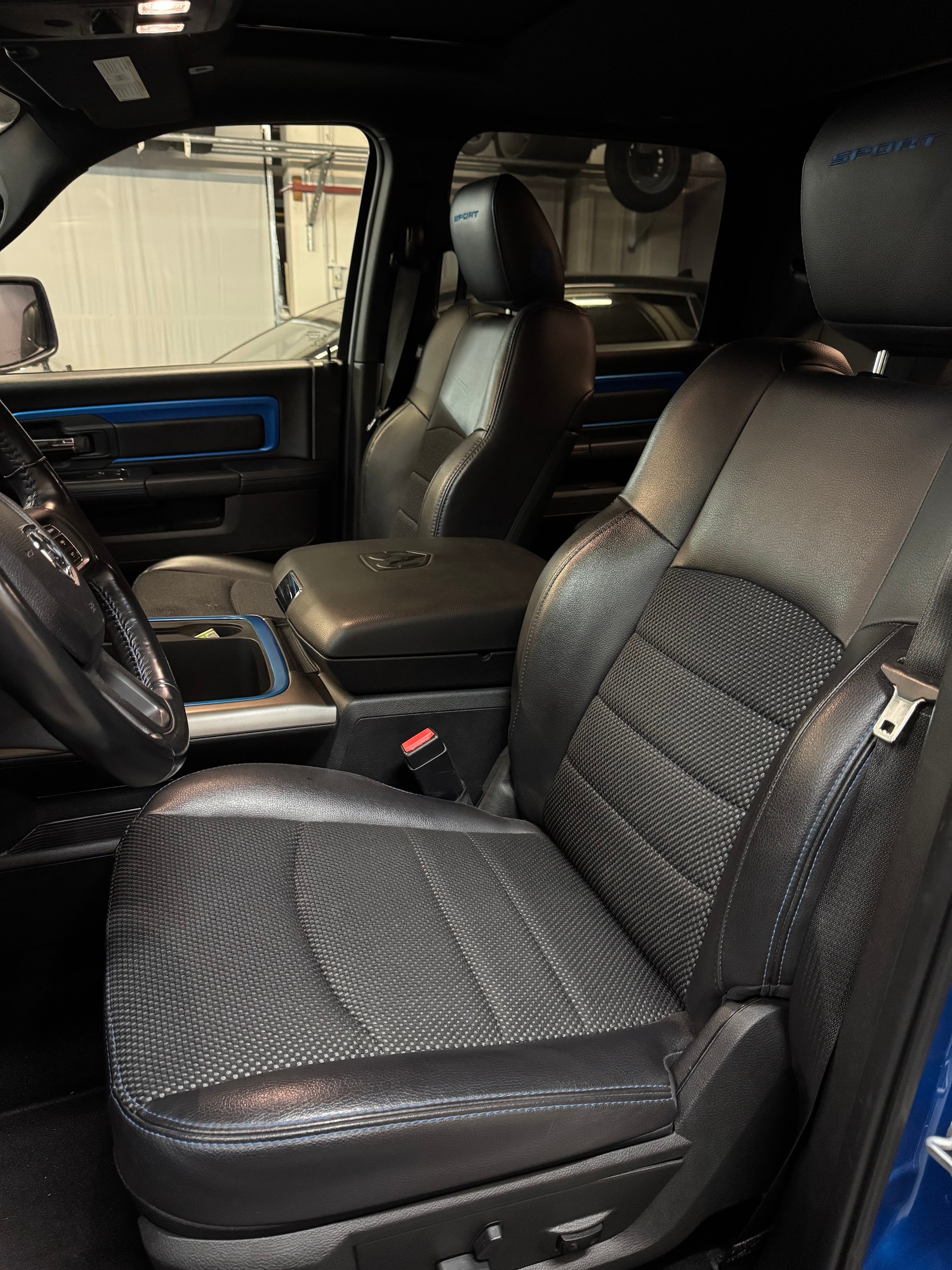 DODGE 1500 Sport-image-4
