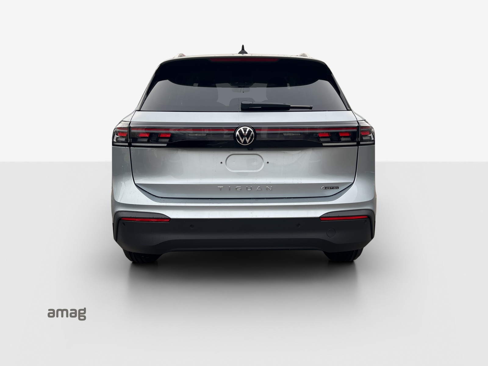 VW Tiguan 2.0 TSI DSG Life 4Motion-image-3