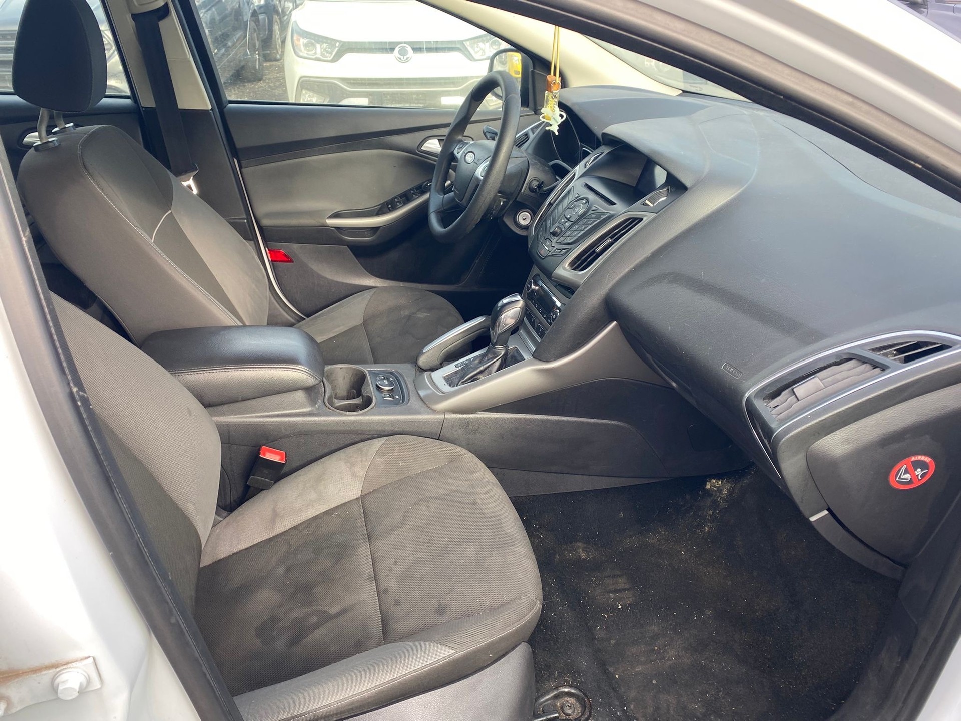 FORD Focus 2.0 TDCi Trend PowerShift-image-12