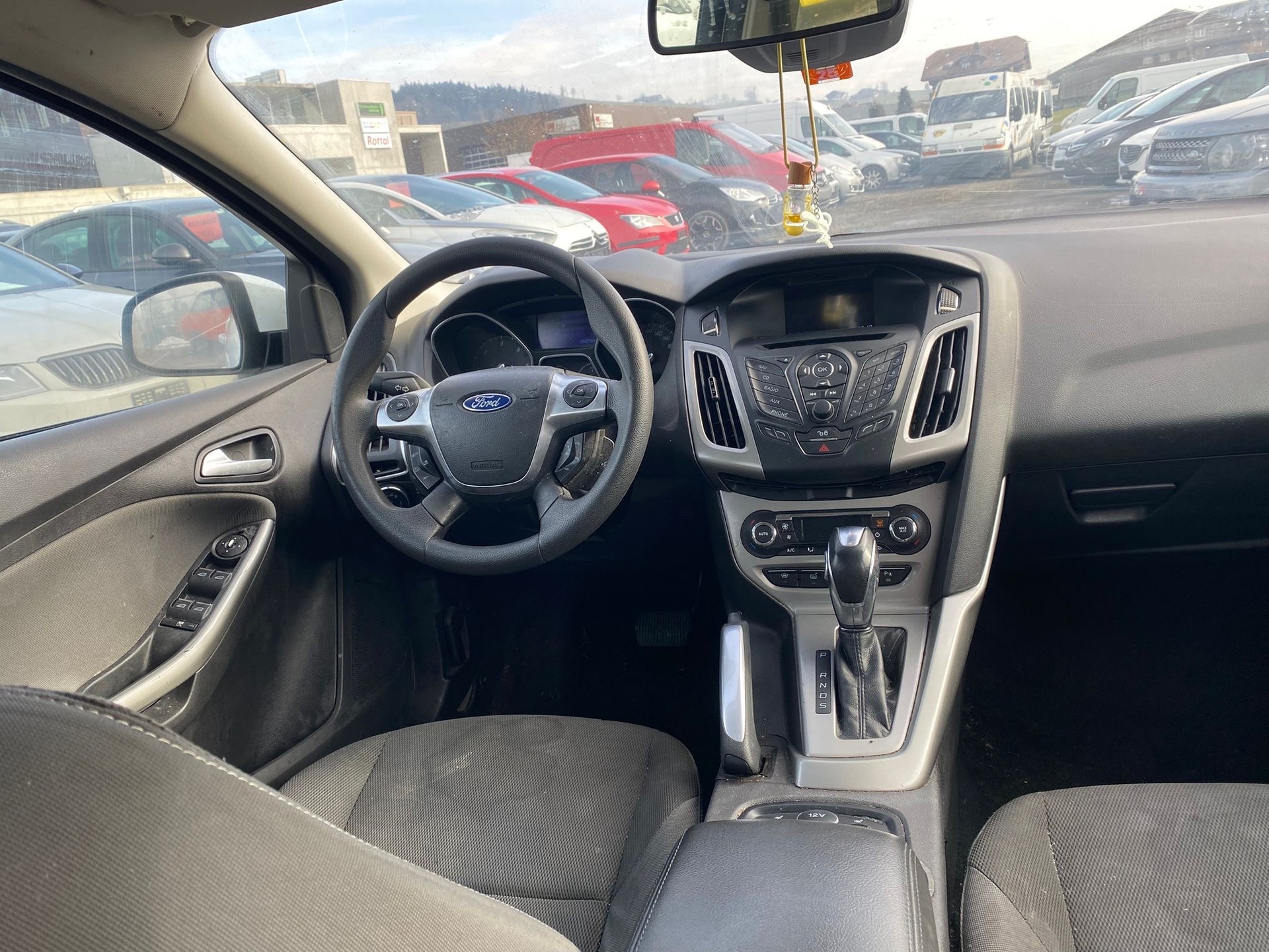 FORD Focus 2.0 TDCi Trend PowerShift-image-11