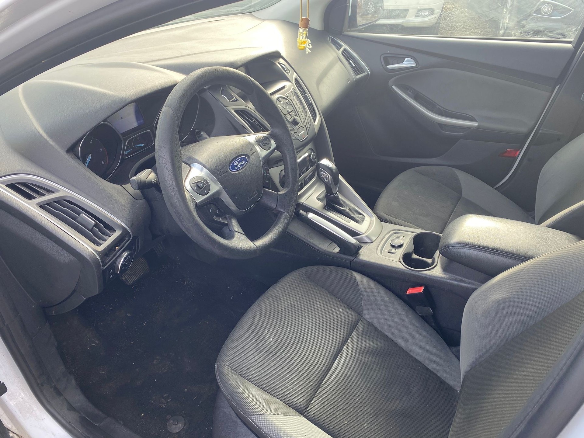 FORD Focus 2.0 TDCi Trend PowerShift-image-10