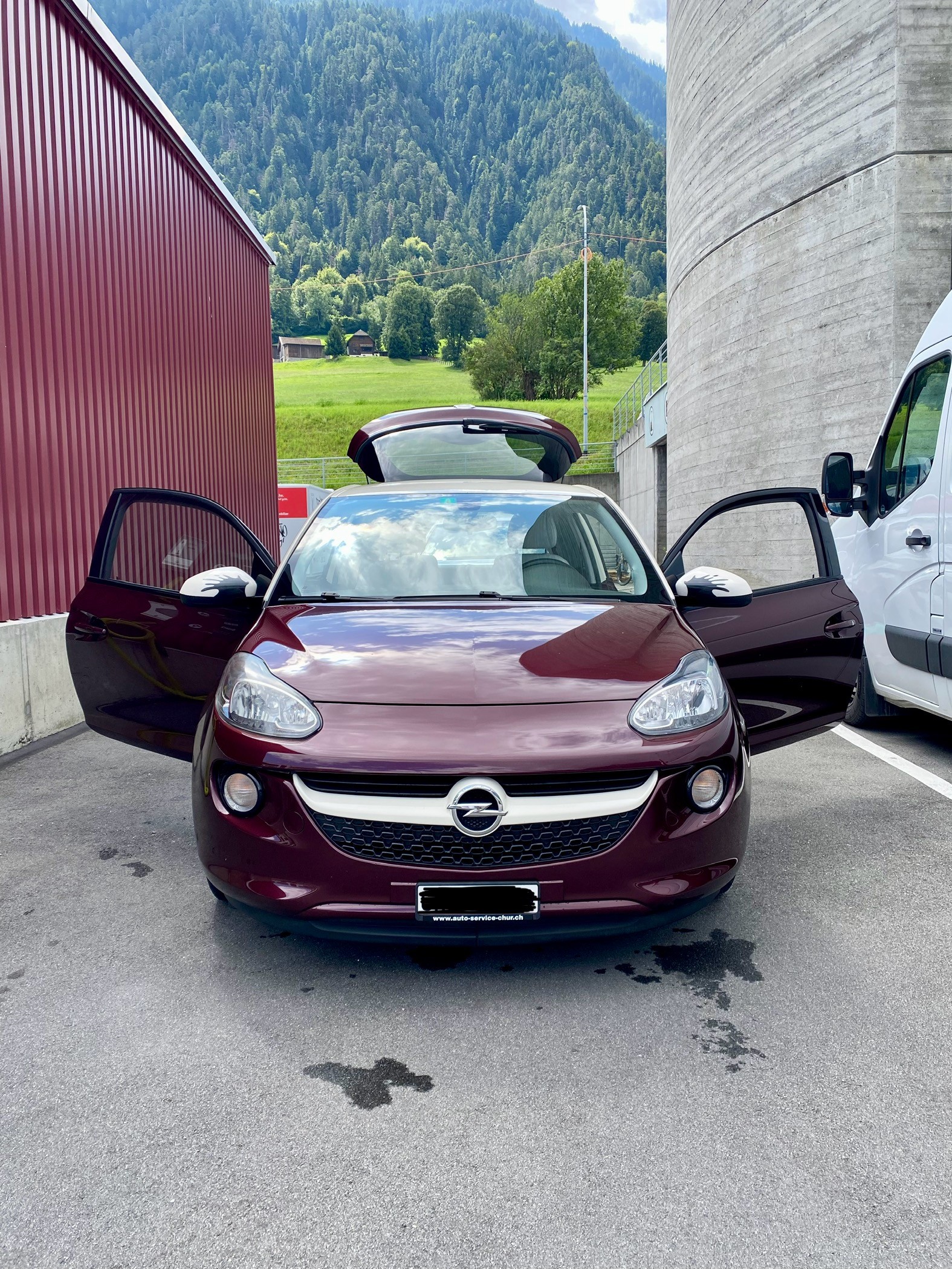 OPEL Adam JAM in Bordeaux & weissen Akzenten-image-0