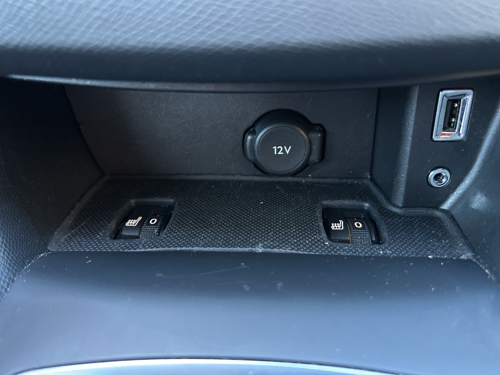 PEUGEOT 308 SW 1.6 THP GT-image-15