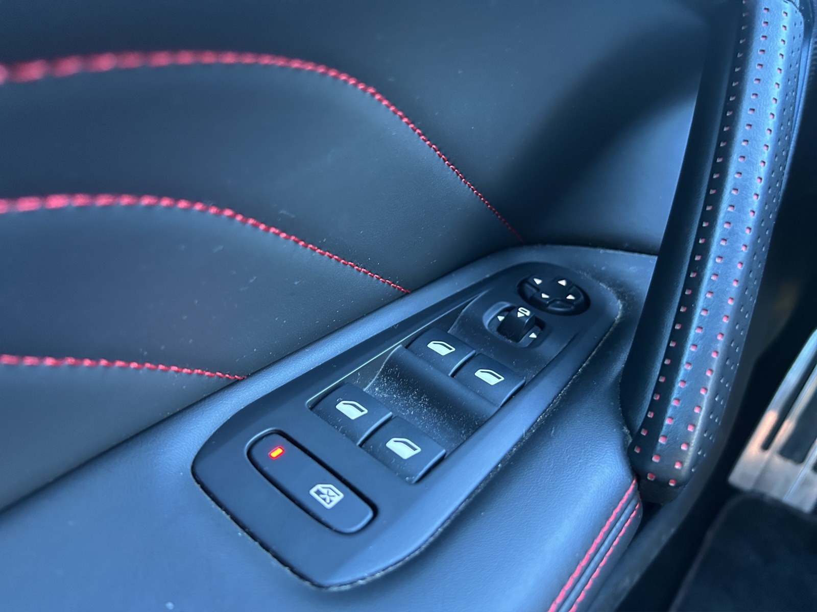 PEUGEOT 308 SW 1.6 THP GT-image-9