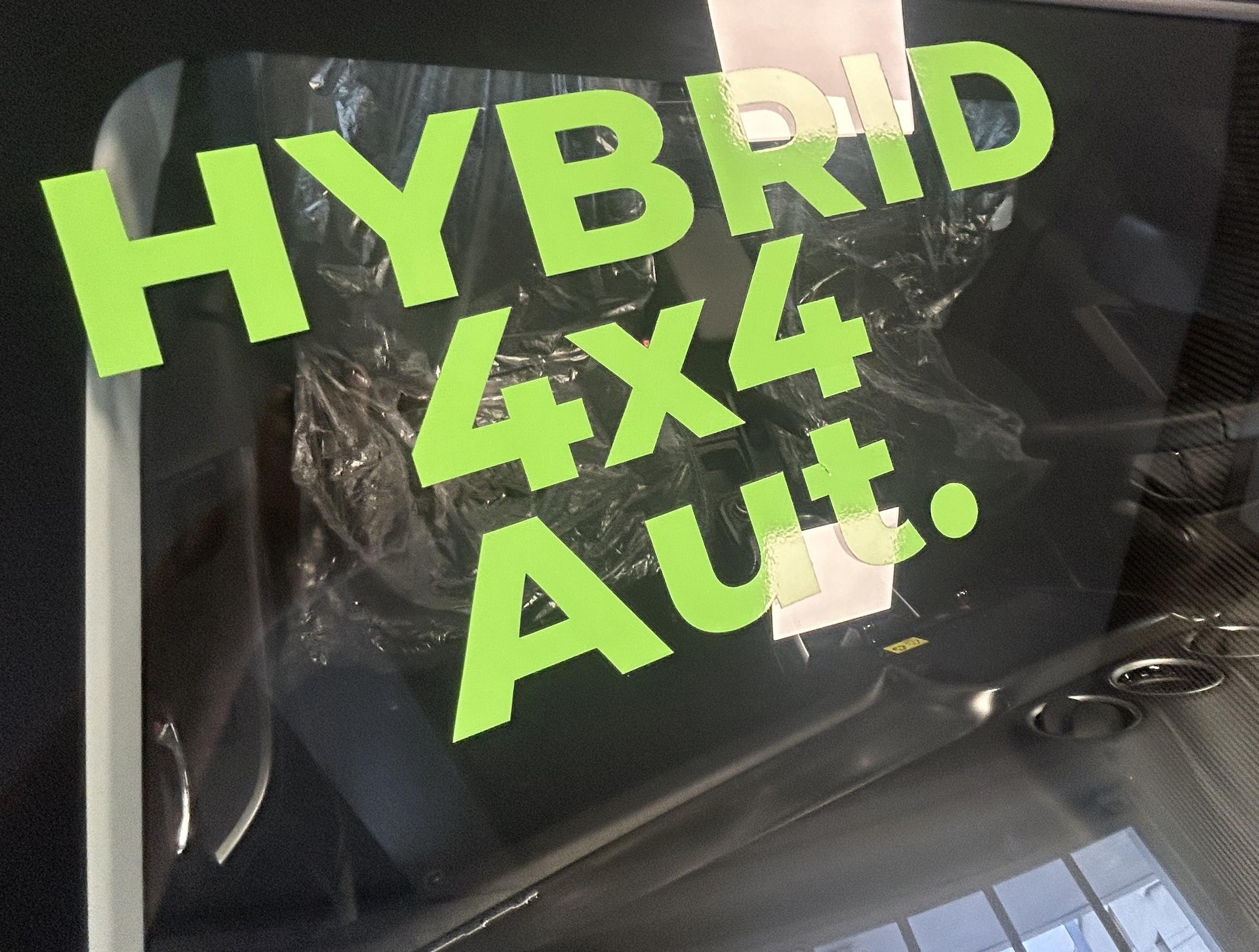 SUZUKI Vitara 1.4 T Sakura Top Hybrid 4x4-image-1