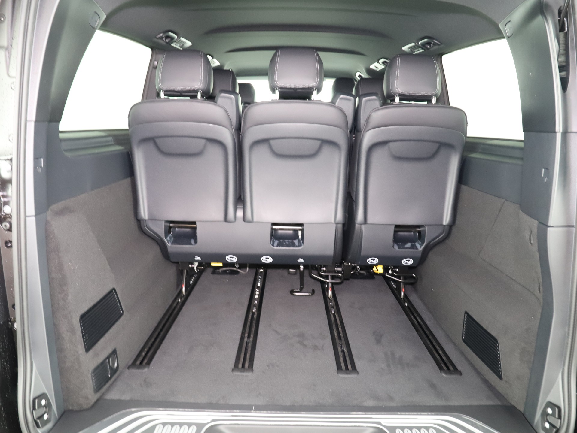 MERCEDES-BENZ V 300 d Avantgarde EL 4M-image-12