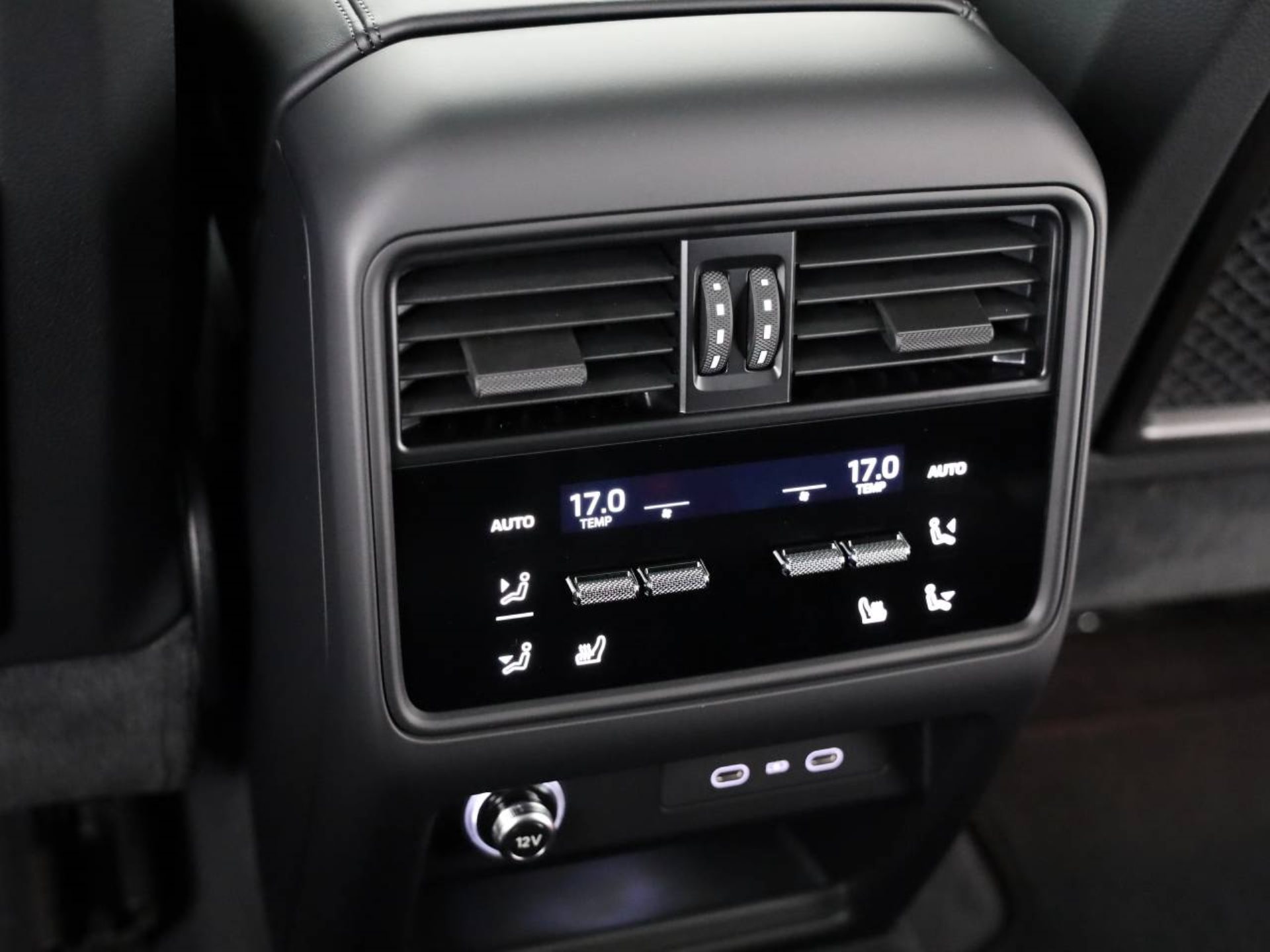 PORSCHE Cayenne S-image-19