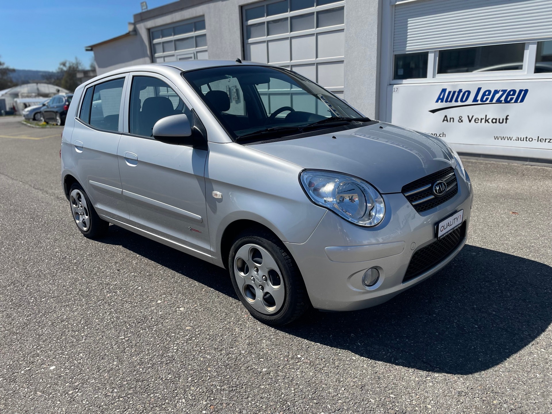 KIA Picanto 1.1 Trend Automatic-image-0
