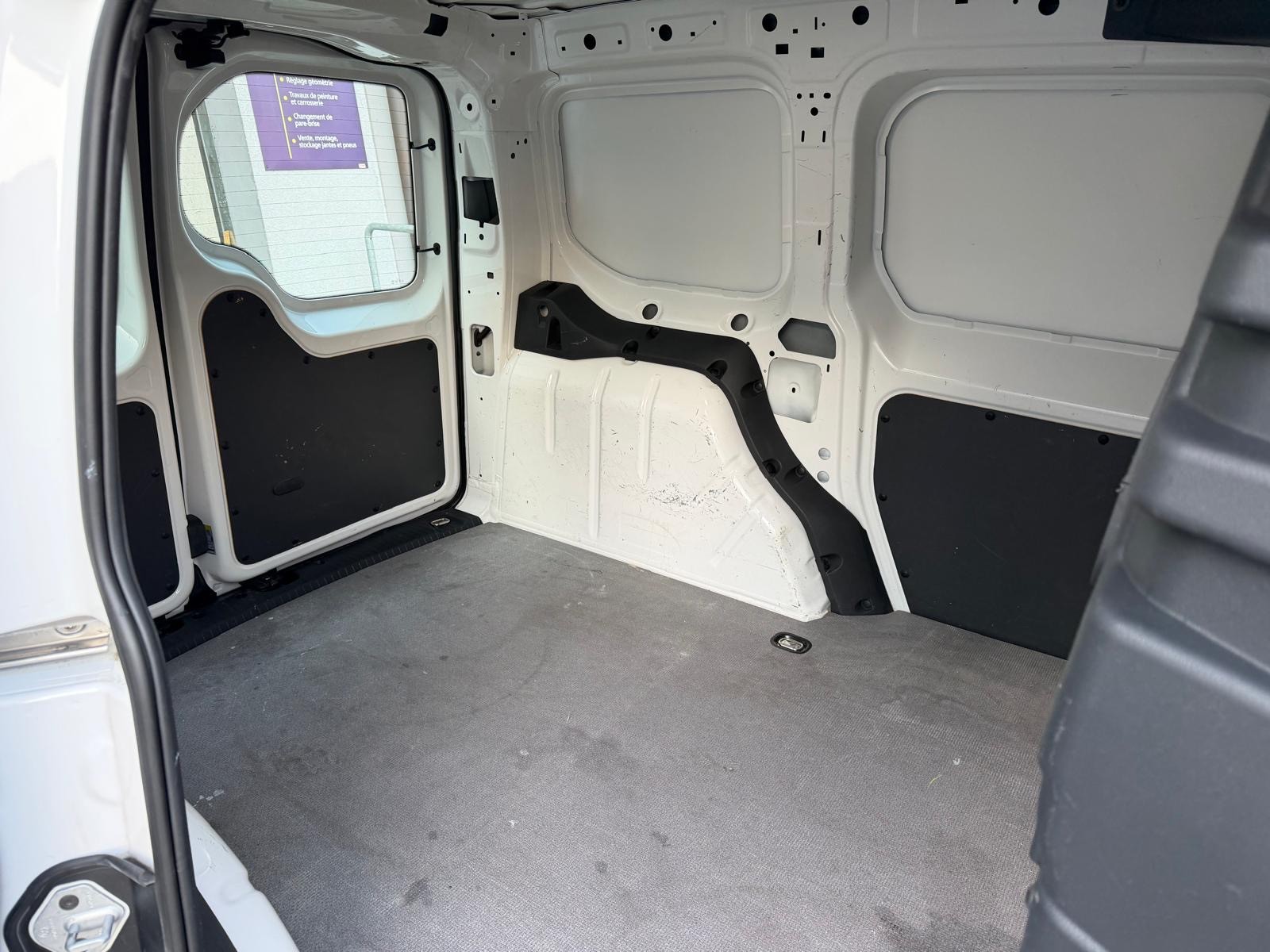 VW Caddy Cargo 1.5 TSI Entry DSG-image-9