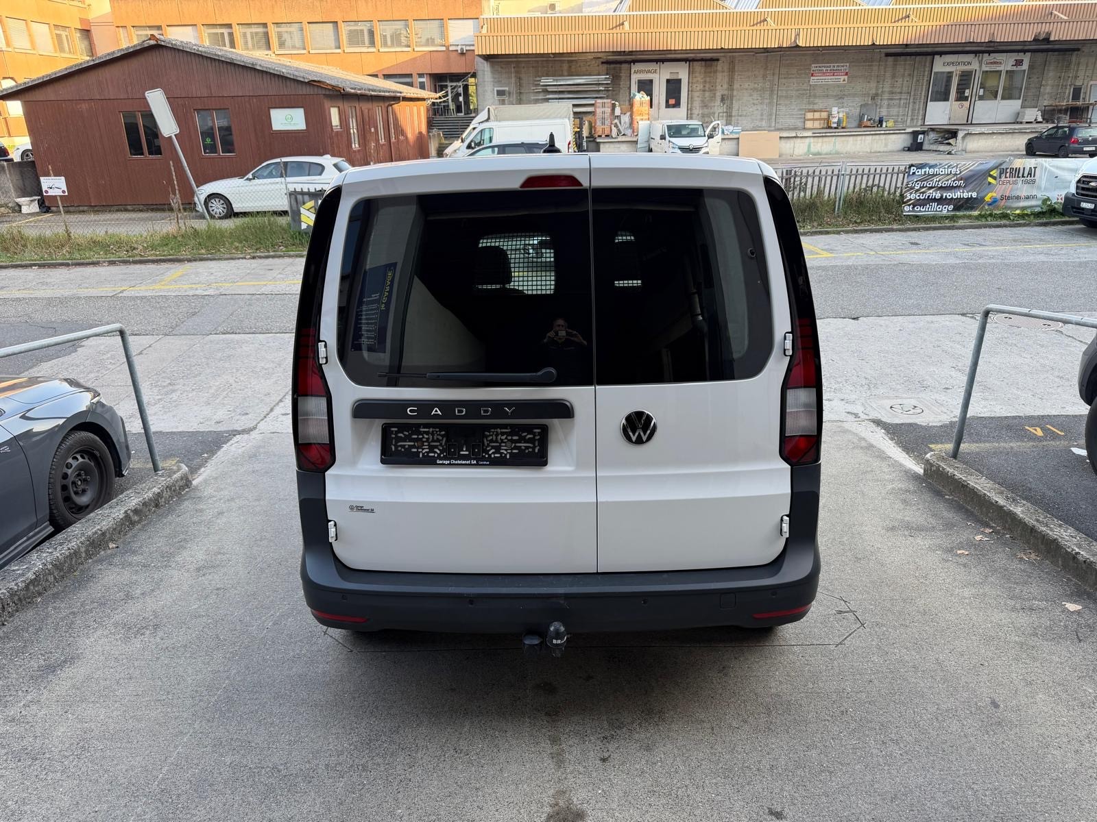 VW Caddy Cargo 1.5 TSI Entry DSG-image-10