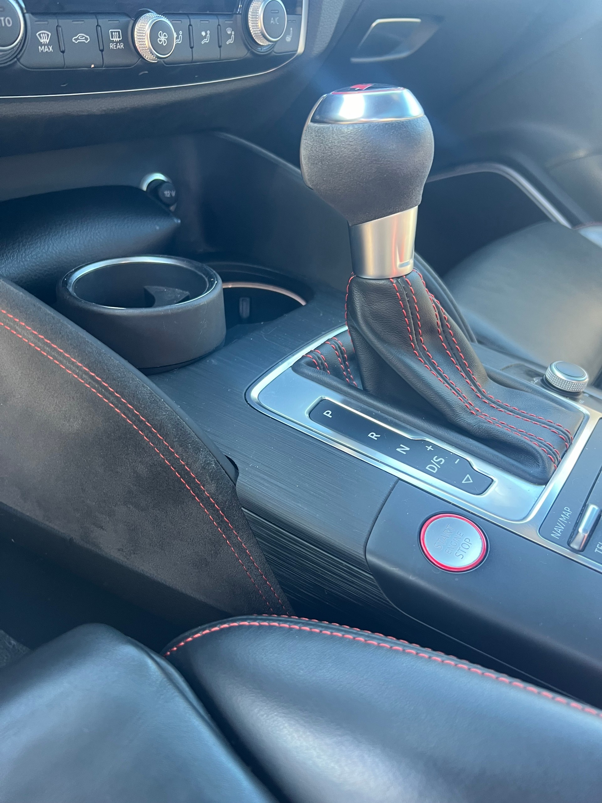 AUDI RS3 Sportback 2.5 TSI quattro S-tronic-image-5
