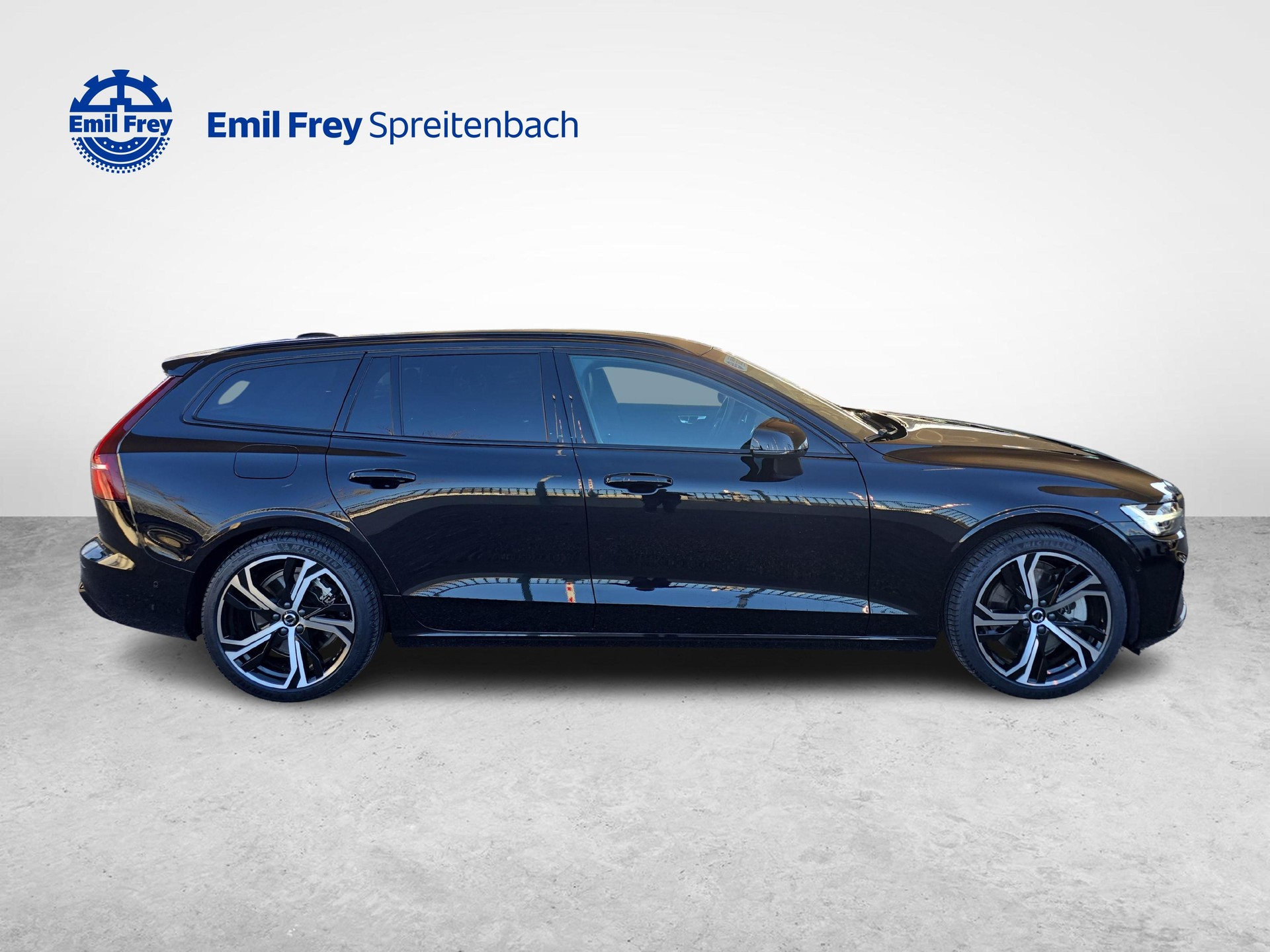 VOLVO V60 2.0 T6 TE Plus Dark eAWD-image-6