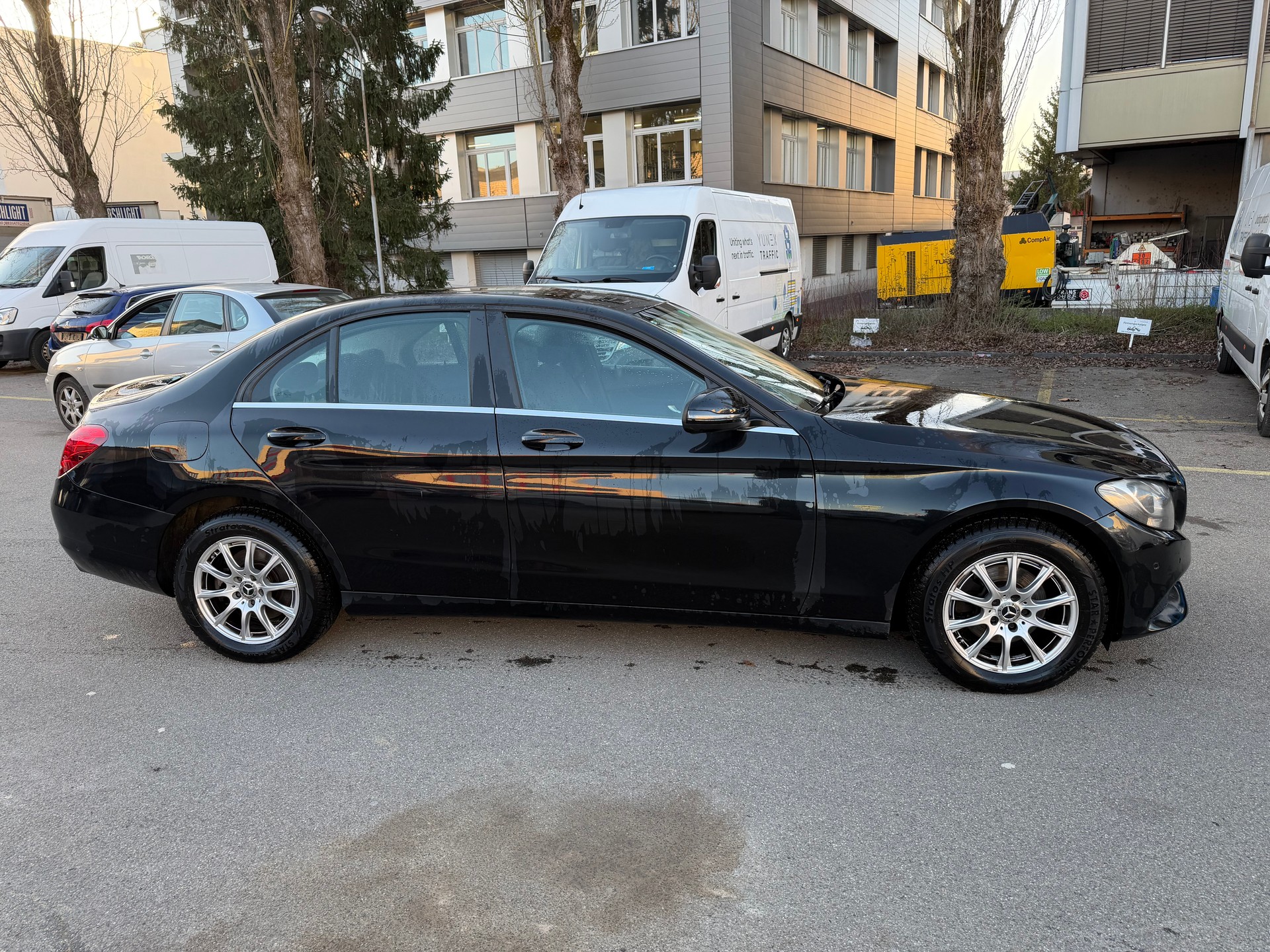 MERCEDES-BENZ C 180 BlueTEC Exclusive 7G-Tronic-image-3