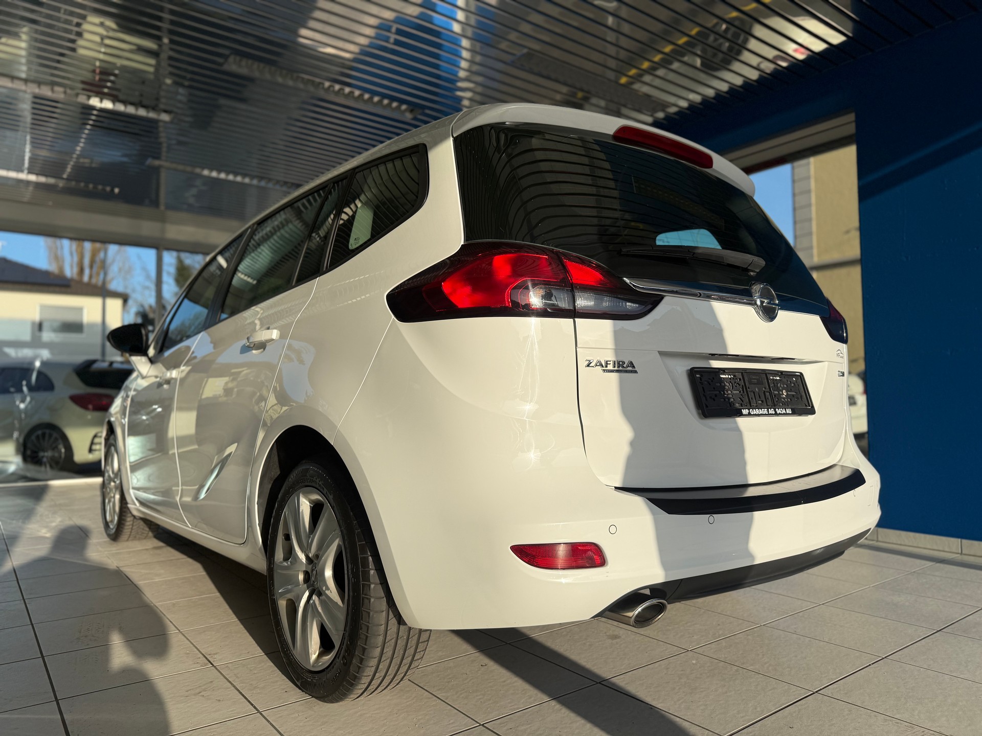 OPEL Zafira Tourer 2.0 CDTi Enjoy Automatic-image-7