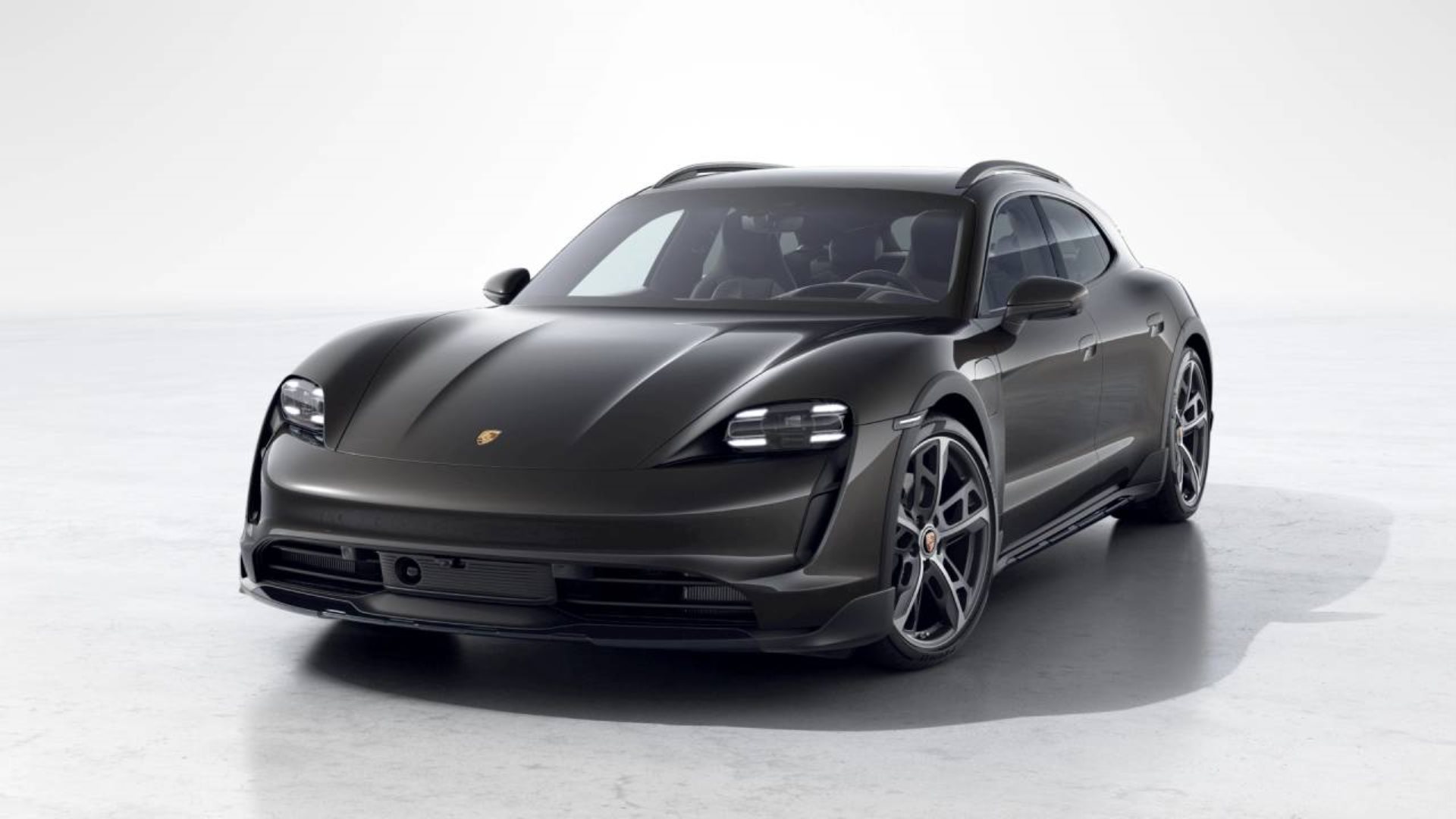 PORSCHE Taycan 4 Cross Turismo (MY23)