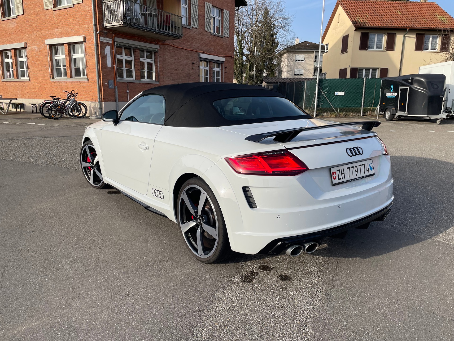 AUDI TT Roadster TTS S-tronic quattro-image-3