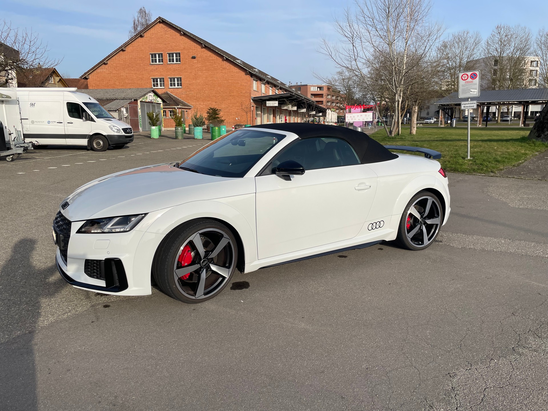 AUDI TT Roadster TTS S-tronic quattro-image-2