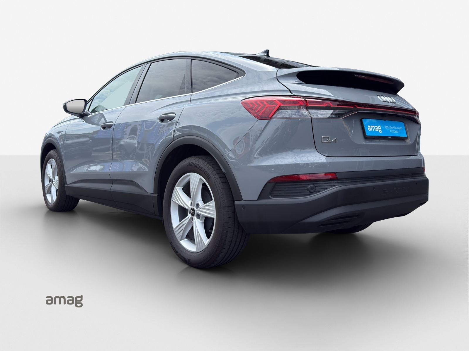 AUDI Q4 Sportback e-tron 40-image-2