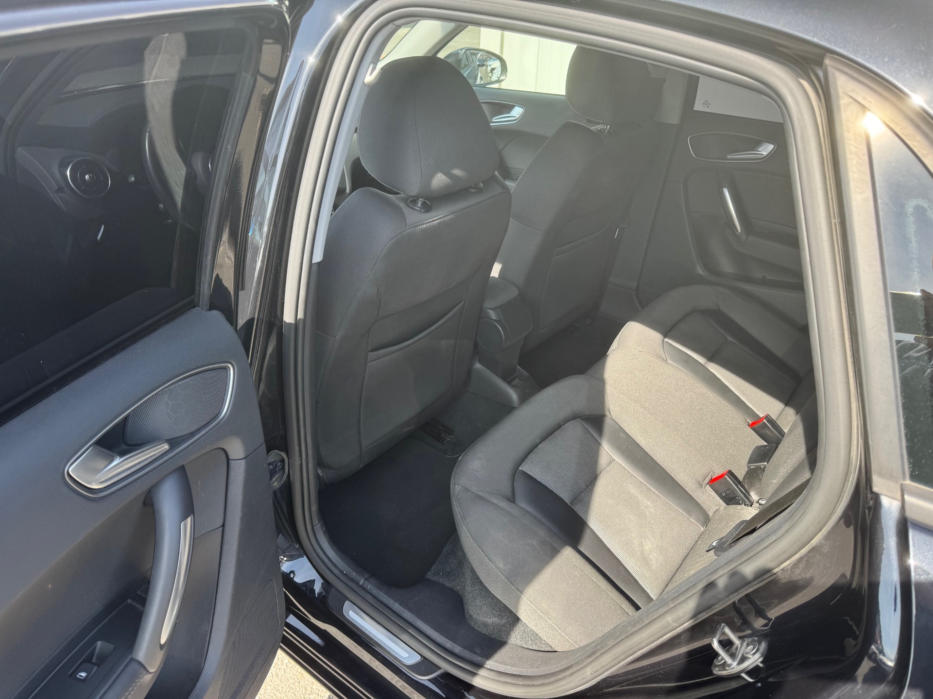 AUDI A1 Sportback 1.4 TFSI Attraction S-tronic-image-9