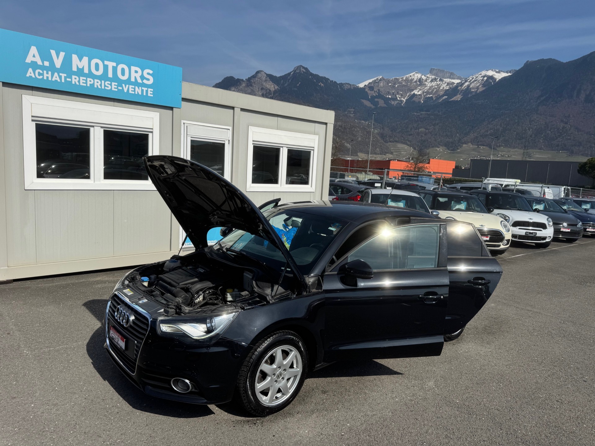 AUDI A1 Sportback 1.4 TFSI Attraction S-tronic-image-14