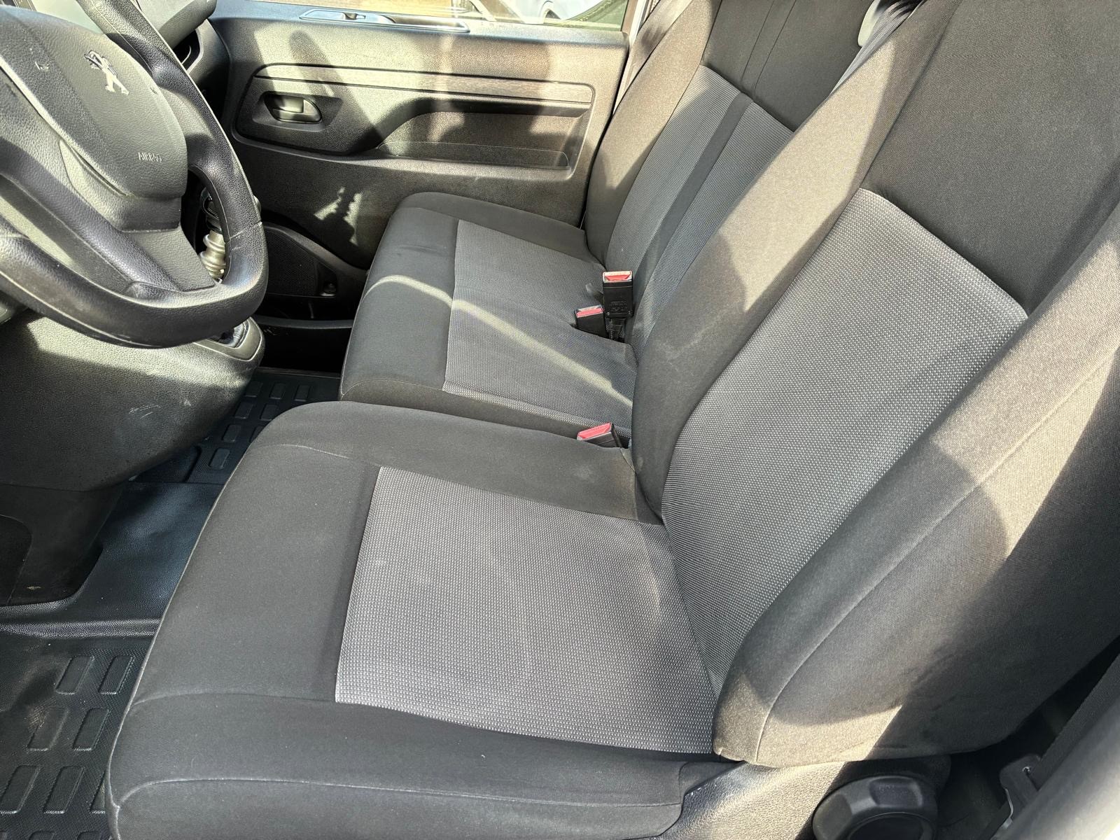 PEUGEOT Expert 1.5 BlueHDi 120 S&S Standard-image-2