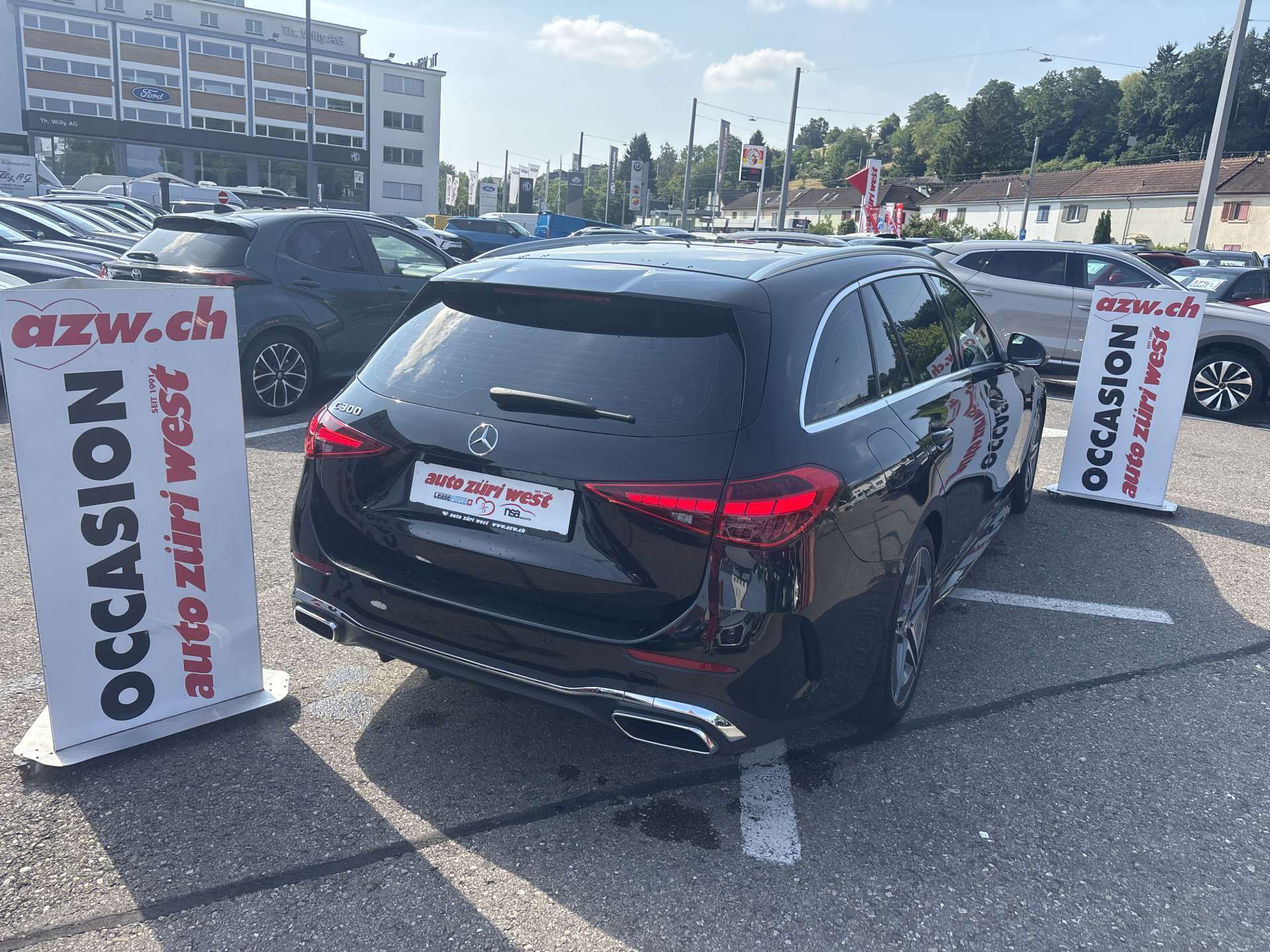 MERCEDES-BENZ C 300 T AMG-Line 259PS Automat-image-2