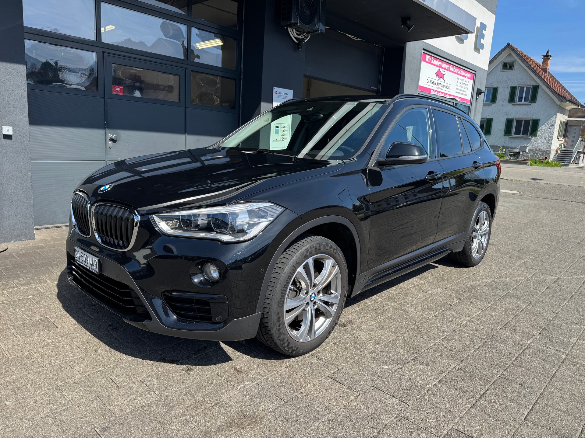 BMW X1 xDrive 18d Sport Line Steptronic-image-1
