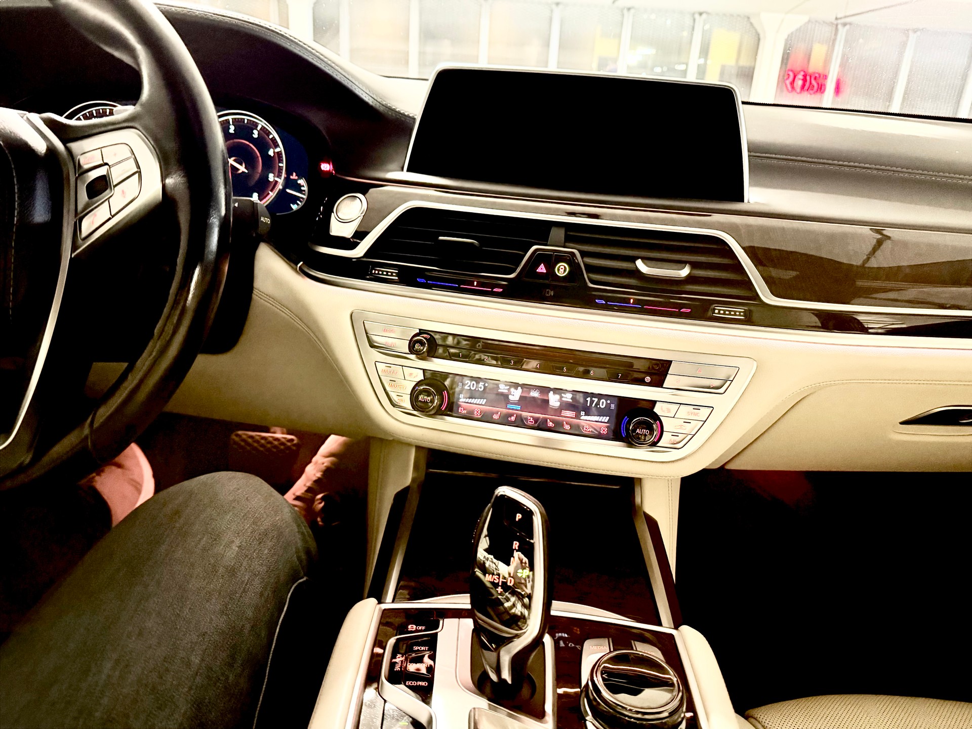 BMW 730d xDrive Steptronic-image-5