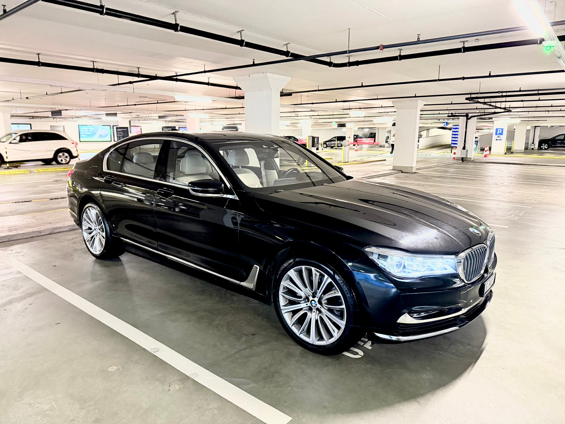 BMW 730d xDrive Steptronic-image-2
