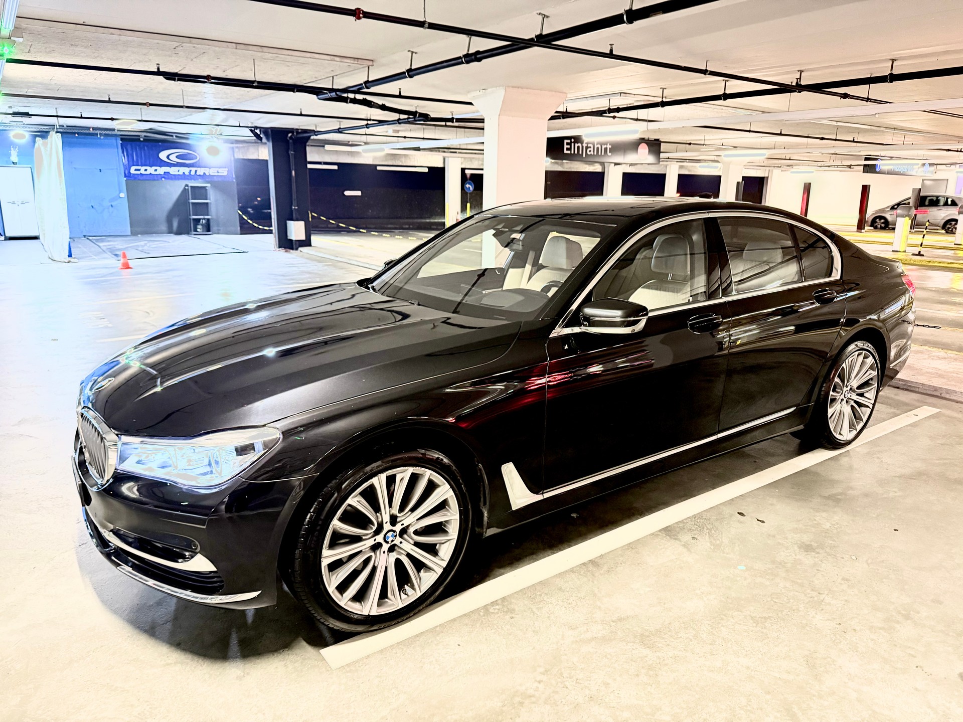 BMW 730d xDrive Steptronic-image-0