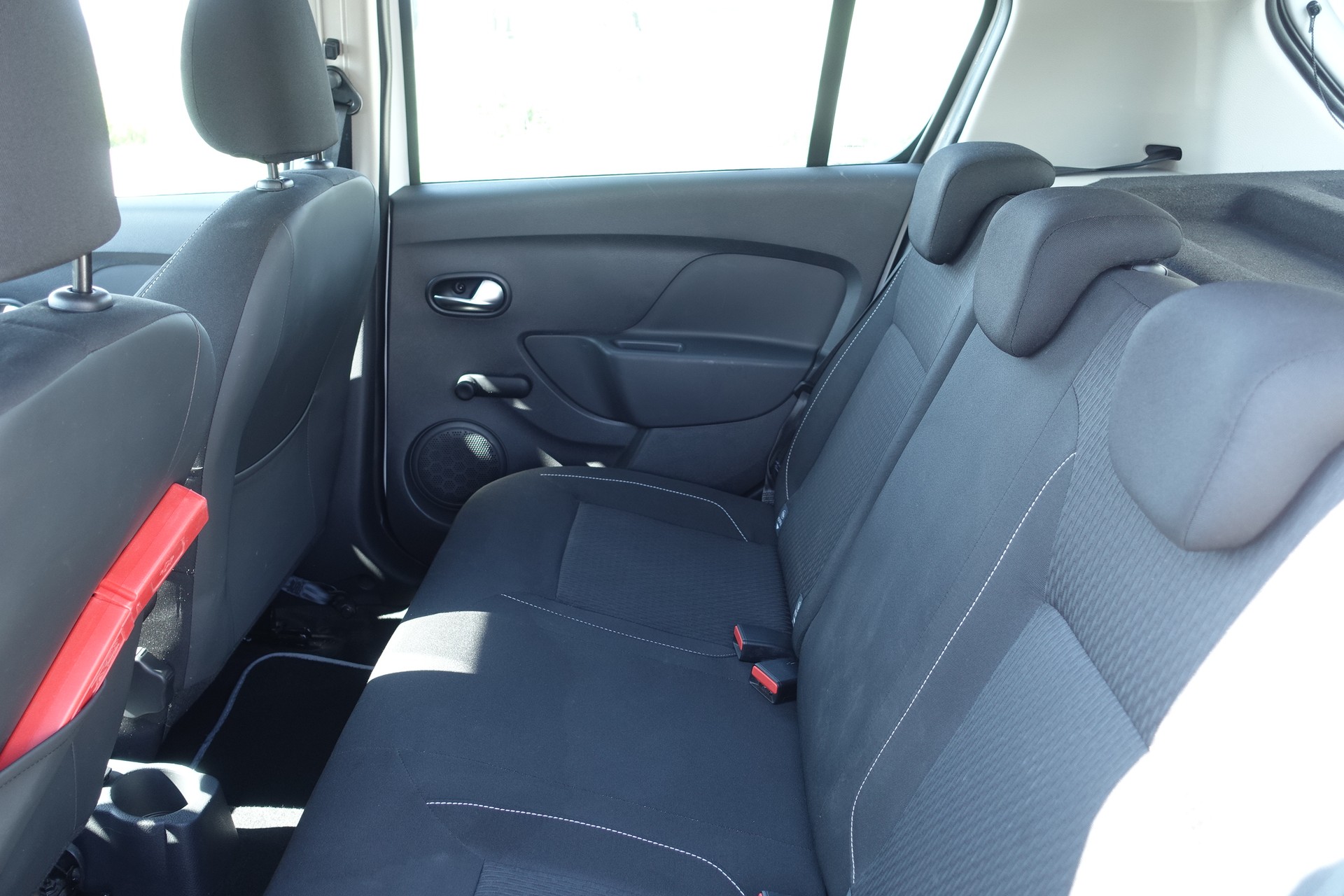 DACIA Sandero 1.0 Comfort-image-8