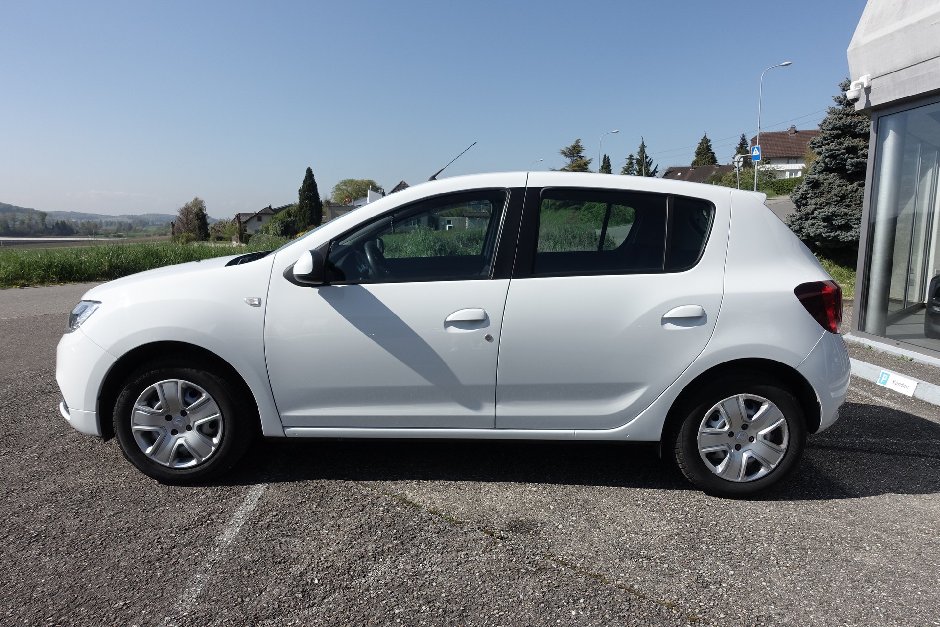 DACIA Sandero 1.0 Comfort-image-1