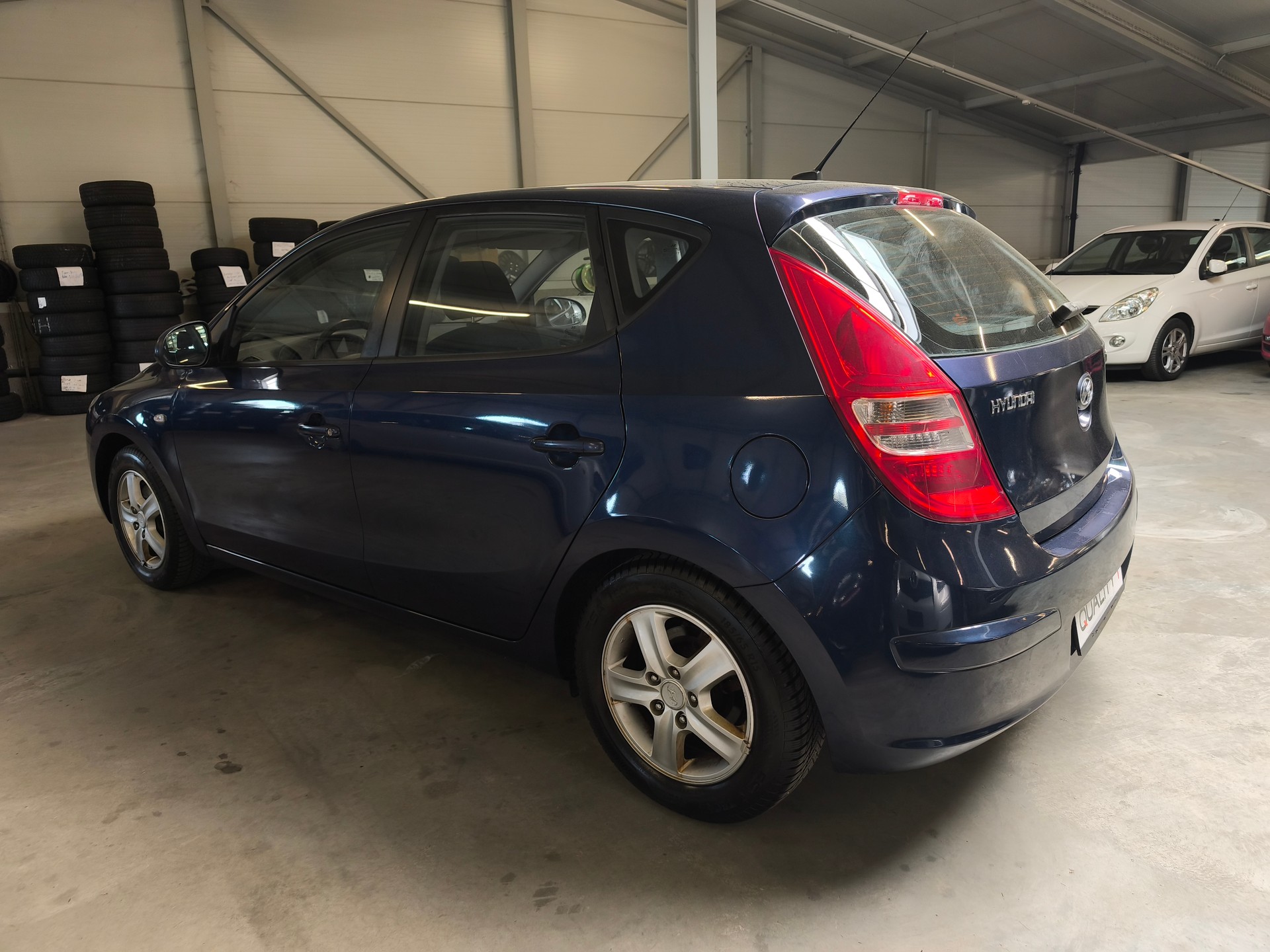 HYUNDAI i30 1.6 Style-image-4