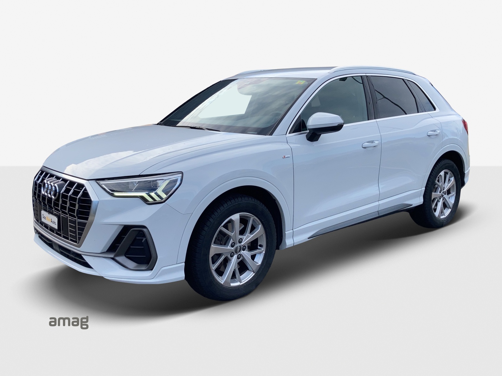 AUDI Q3 40 TFSI S line quattro S-tronic-image-0