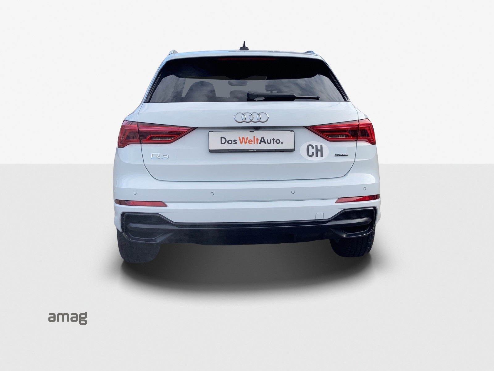 AUDI Q3 40 TFSI S line quattro S-tronic-image-3