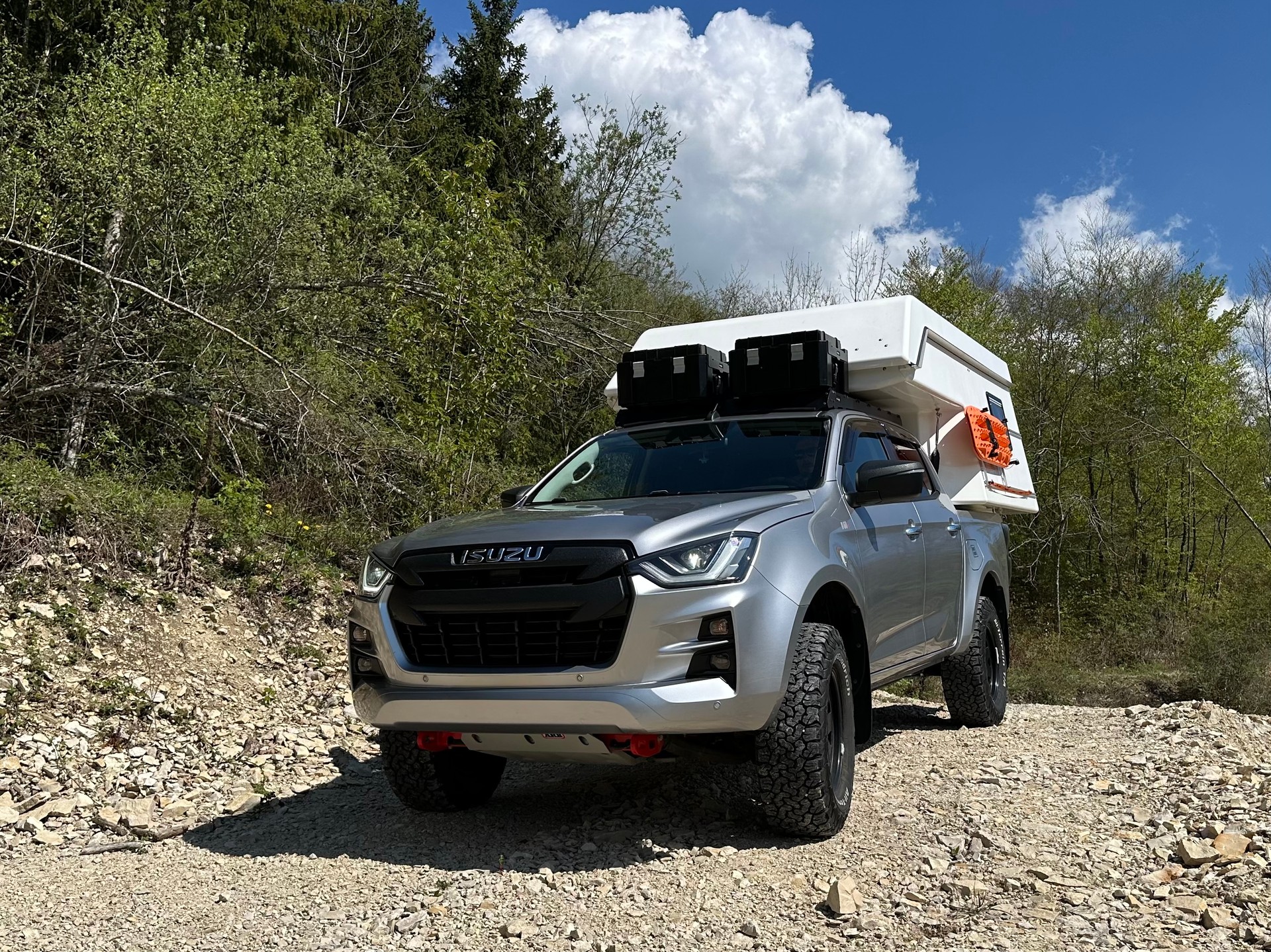 ISUZU Isuzu D-Max N60F / 4x4 / Hobby und Abenteuerfahrzeug-image-2
