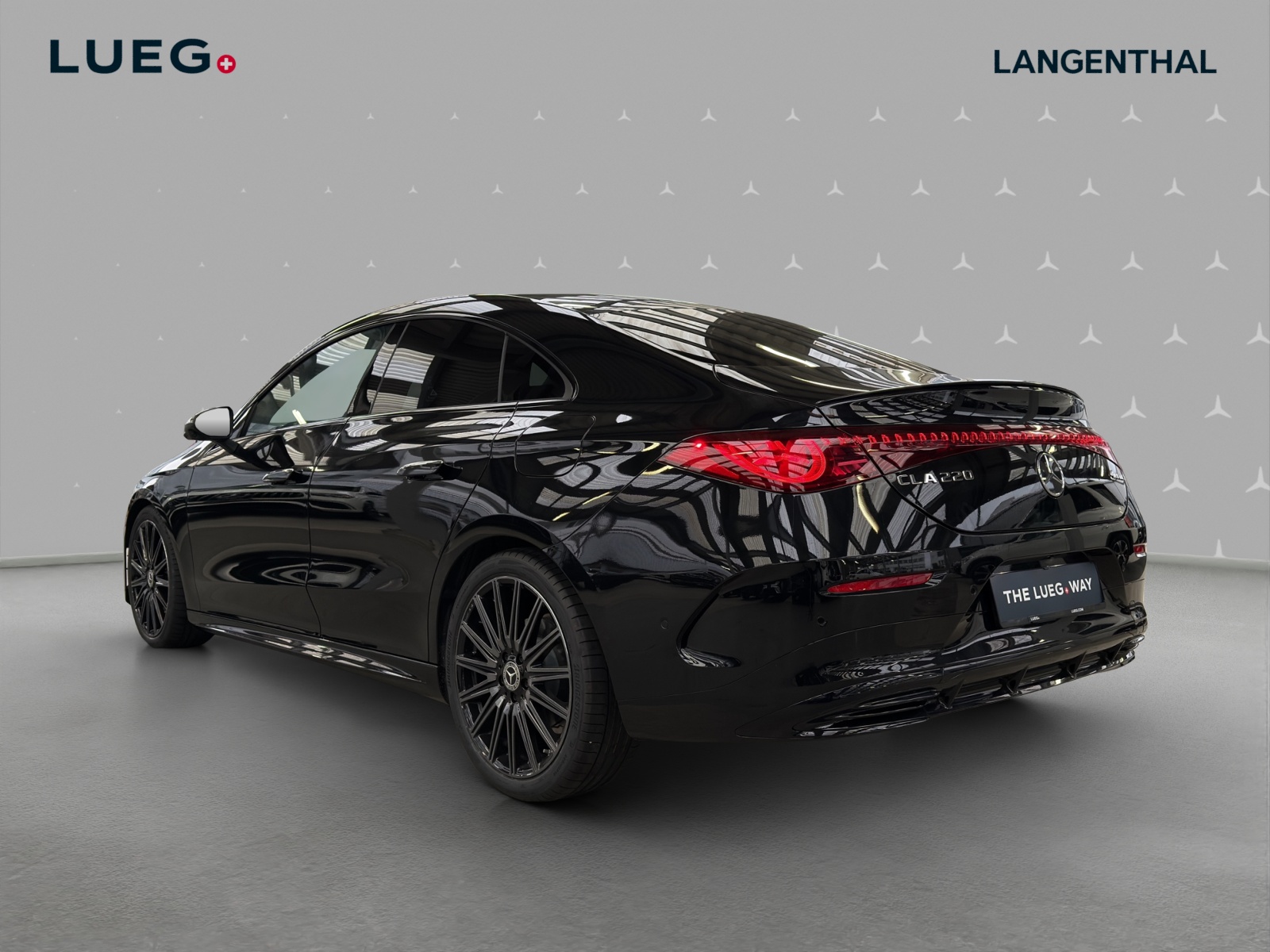 MERCEDES-BENZ CLA 220 4Matic-image-2