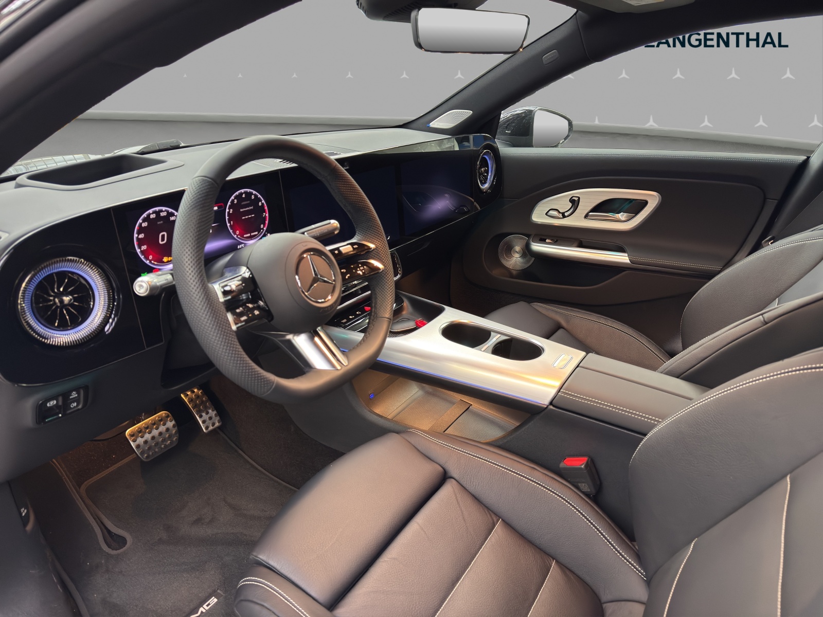 MERCEDES-BENZ CLA 220 4Matic-image-9