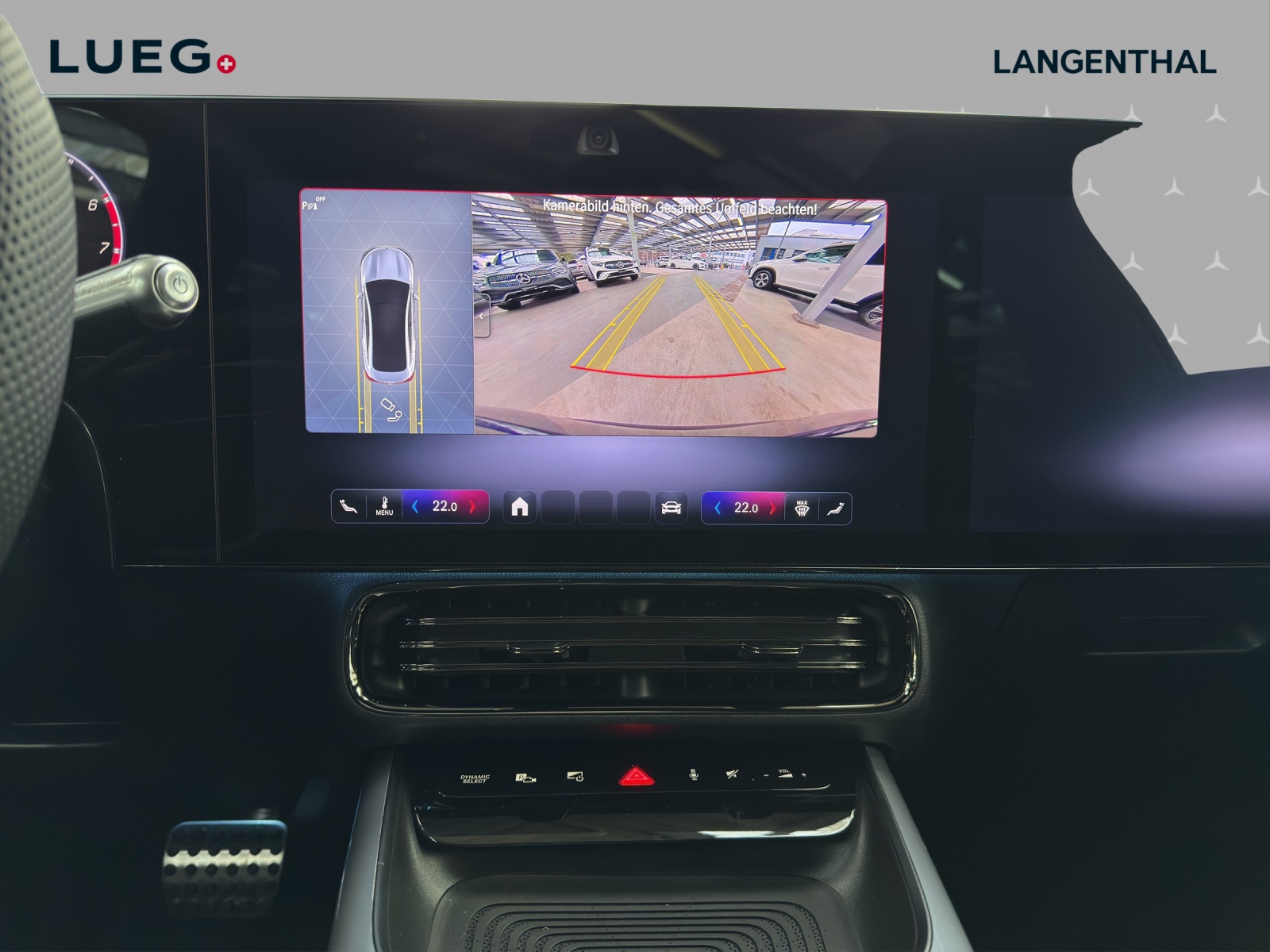 MERCEDES-BENZ CLA 220 4Matic-image-13