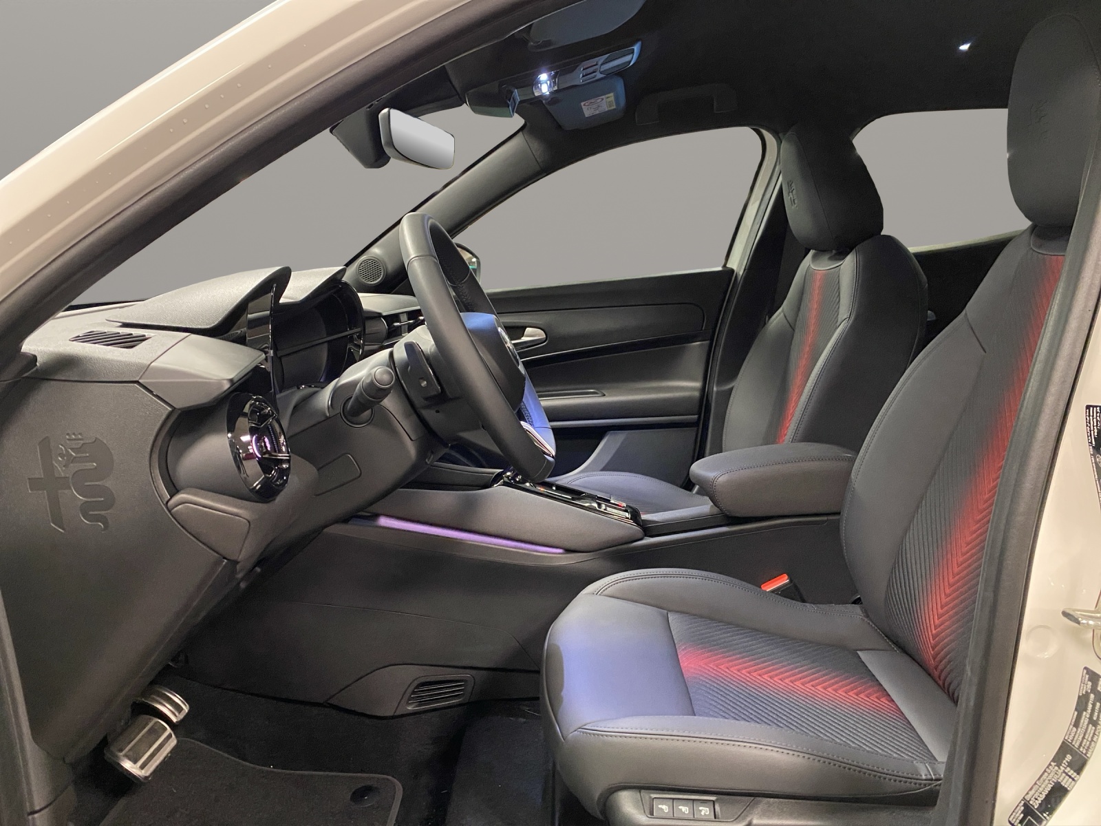 ALFA ROMEO Junior 1.2 Ibrida Q4 Pack Tech-image-10