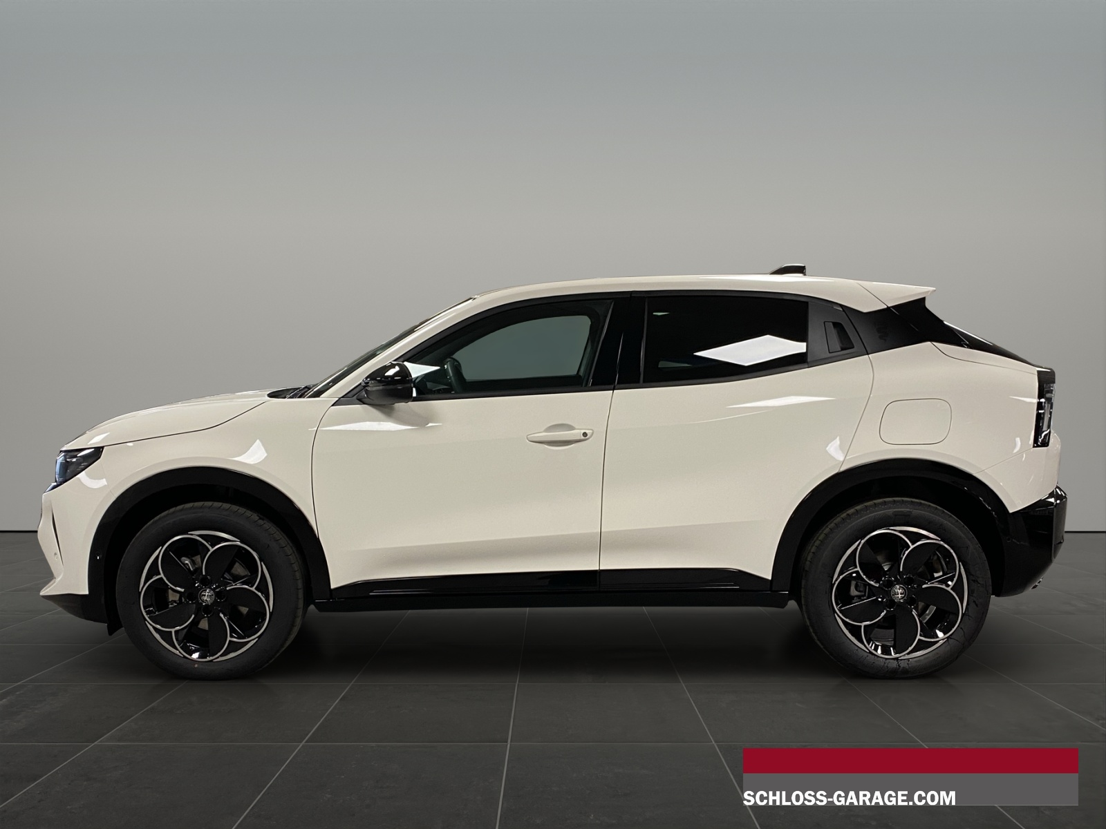 ALFA ROMEO Junior 1.2 Ibrida Q4 Pack Tech-image-2