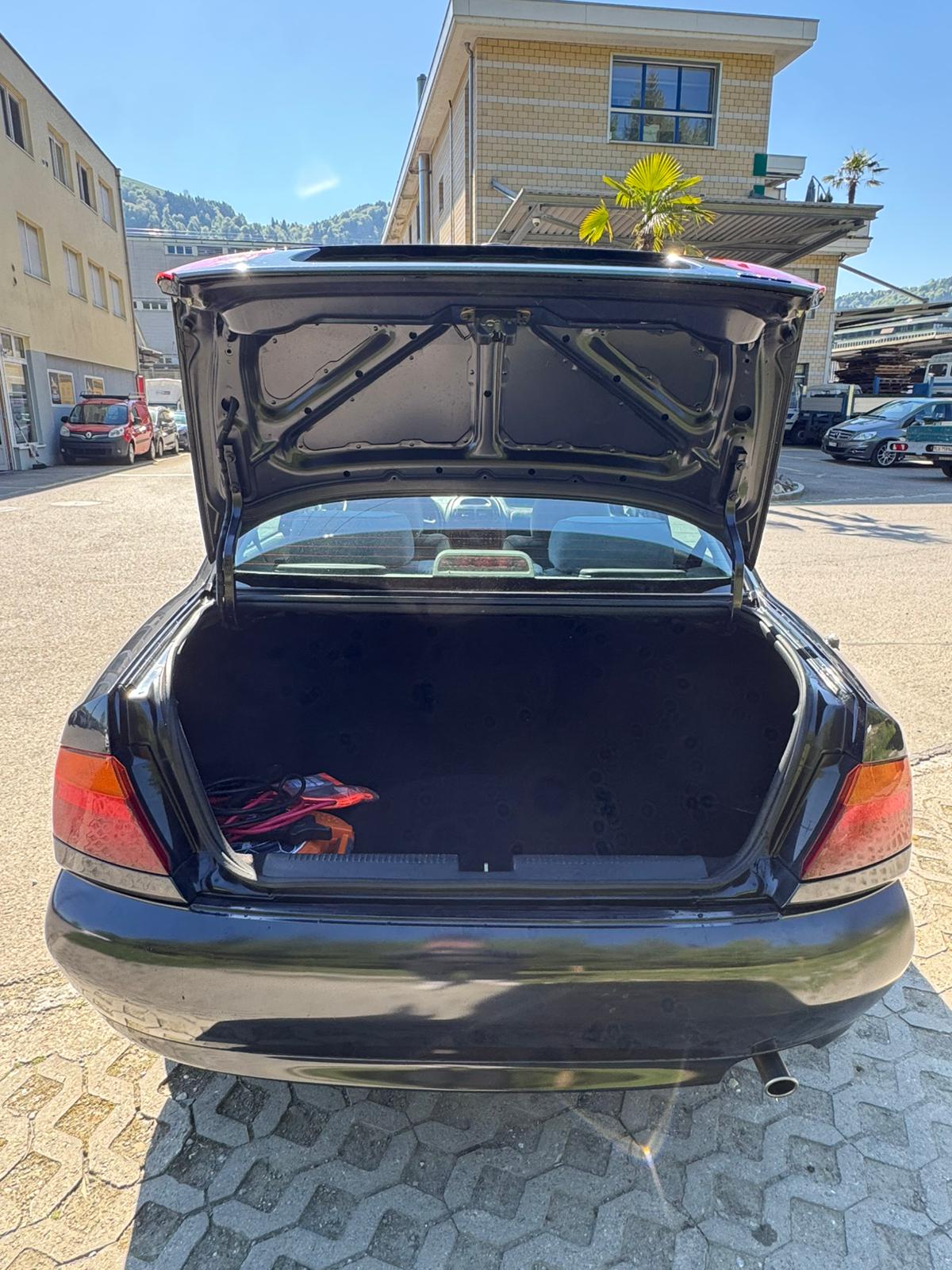 MITSUBISHI Carisma 1.8 GLS A-image-11