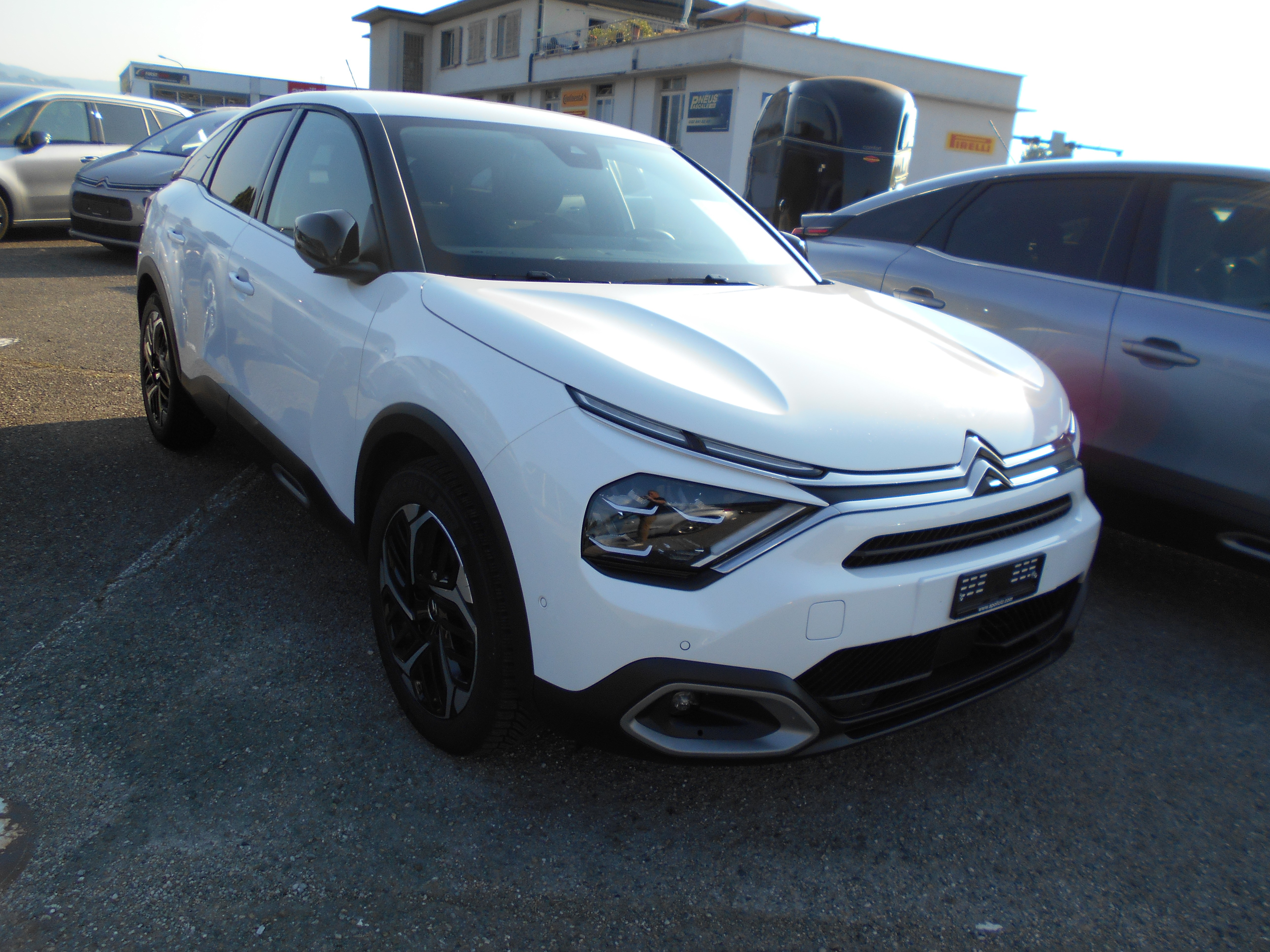 CITROEN C4 1.2 Shine EAT8 (Limousine)