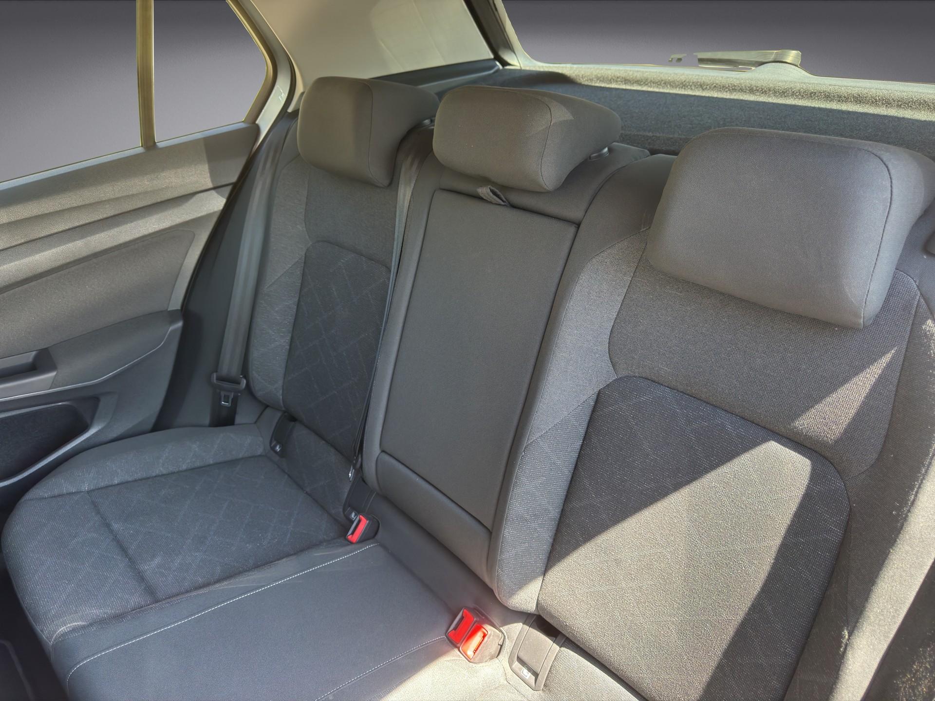VW Golf VIII 1.0 TSI Life DSG-image-11