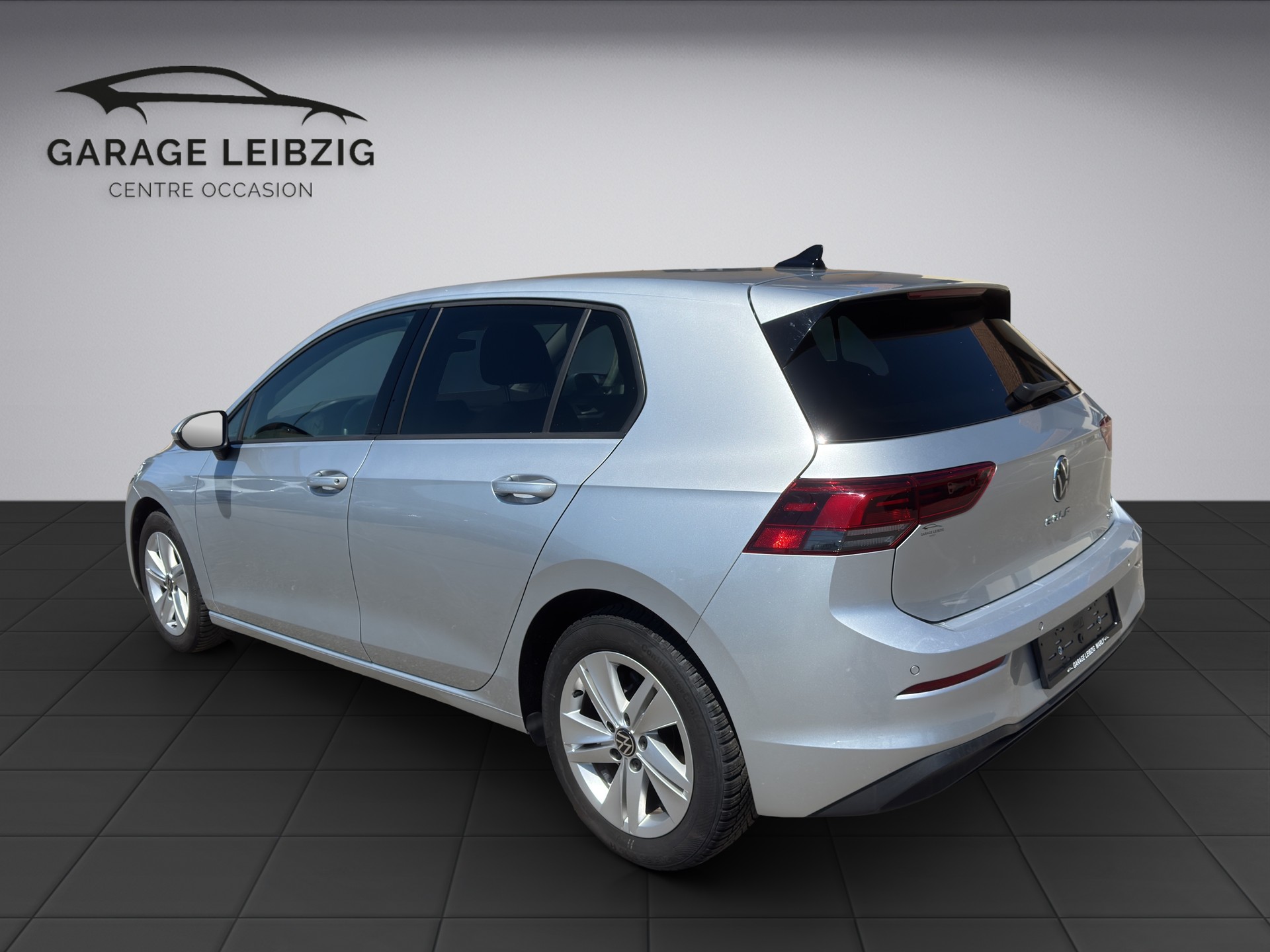 VW Golf VIII 1.0 TSI Life DSG-image-2